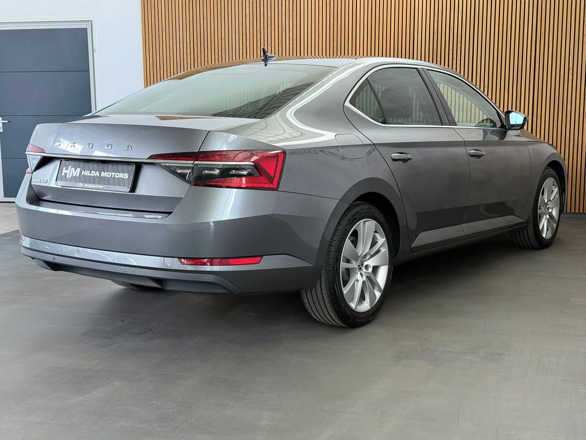 Škoda Superb, 2.0TDI 110kW LED Webasto Tažné - fotka 4