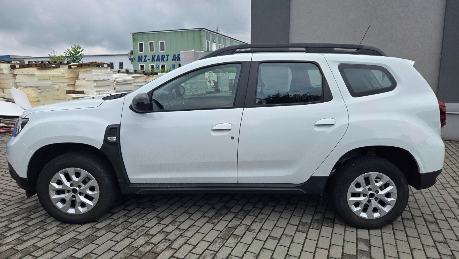 Dacia Duster, 1.0 v záruce do 3/2027 - fotka 3
