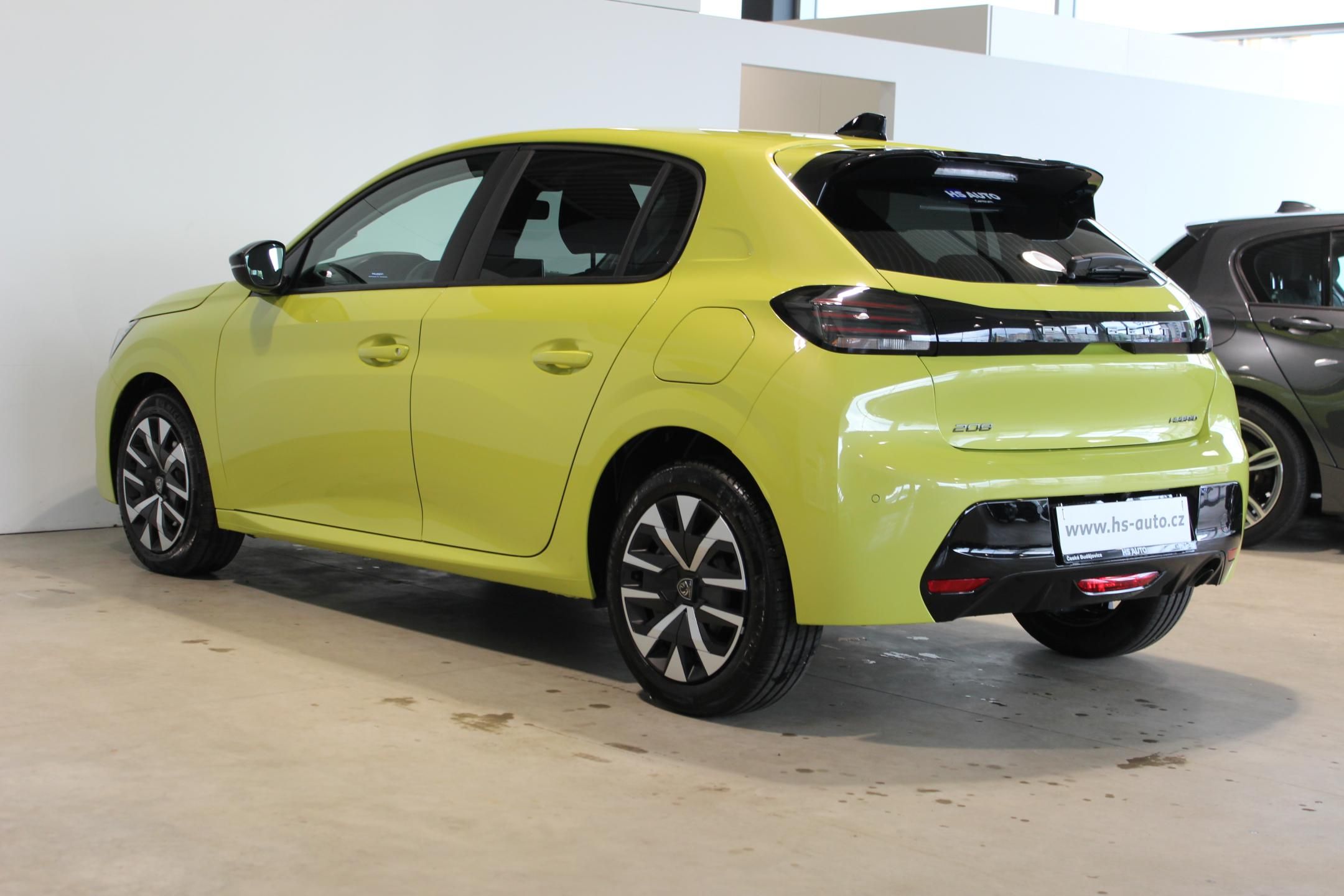 Peugeot 208, 208 BUSINESS Hybrid 110 e-DCS6 - fotka 4
