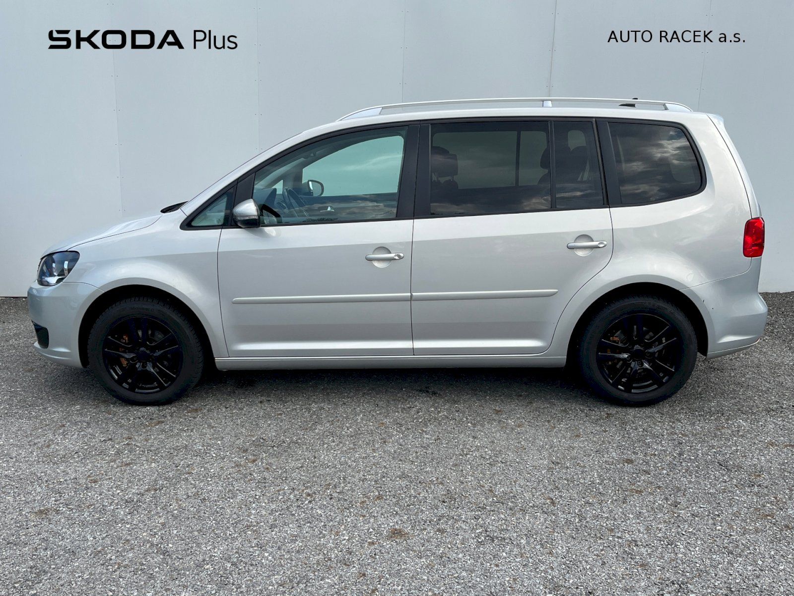 Volkswagen Touran, 1.6 TDI DPF Comfortline - fotka 3