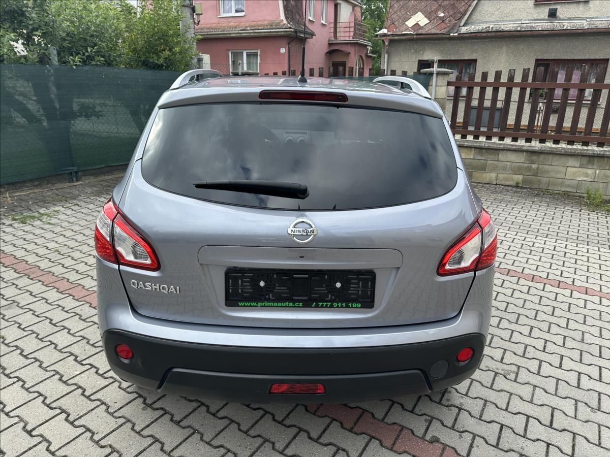 Nissan Qashqai, 2,0 4x4 AUTOMAT TEKNA - fotka 4