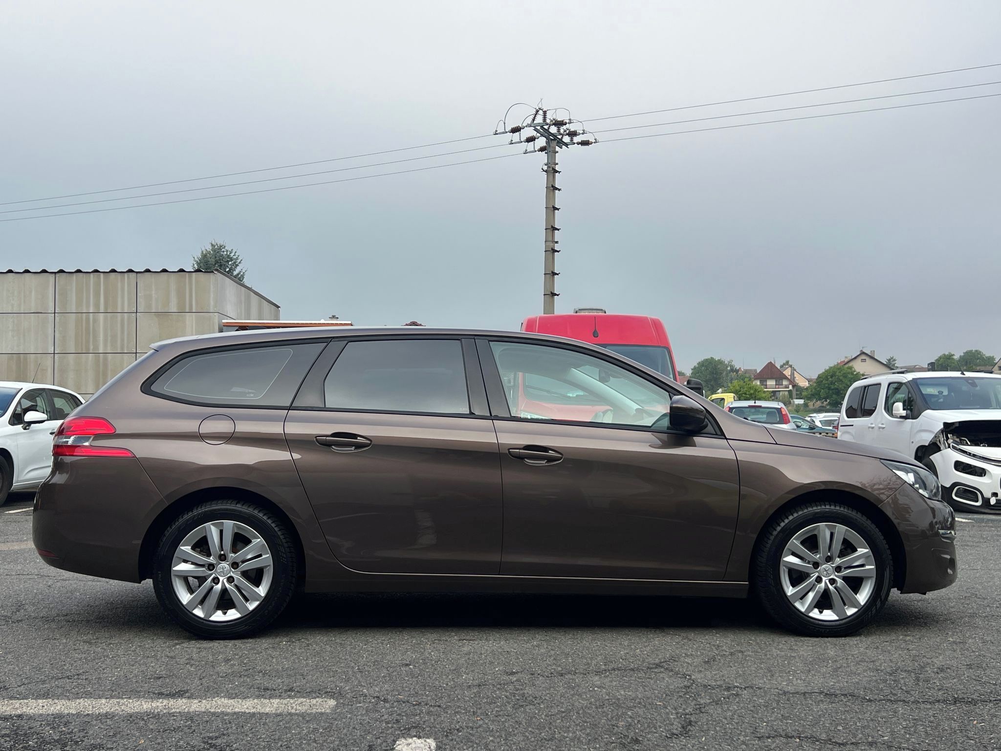 Peugeot 308, 1.2 130k SERVIS ZÁRUKA - fotka 5