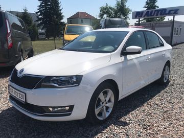 1.0 TSI 81 KW,STYLE,ČR...