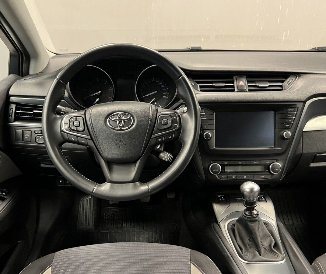 Toyota Avensis, 2.0 D-4D ACTIVE TREND - fotka 4