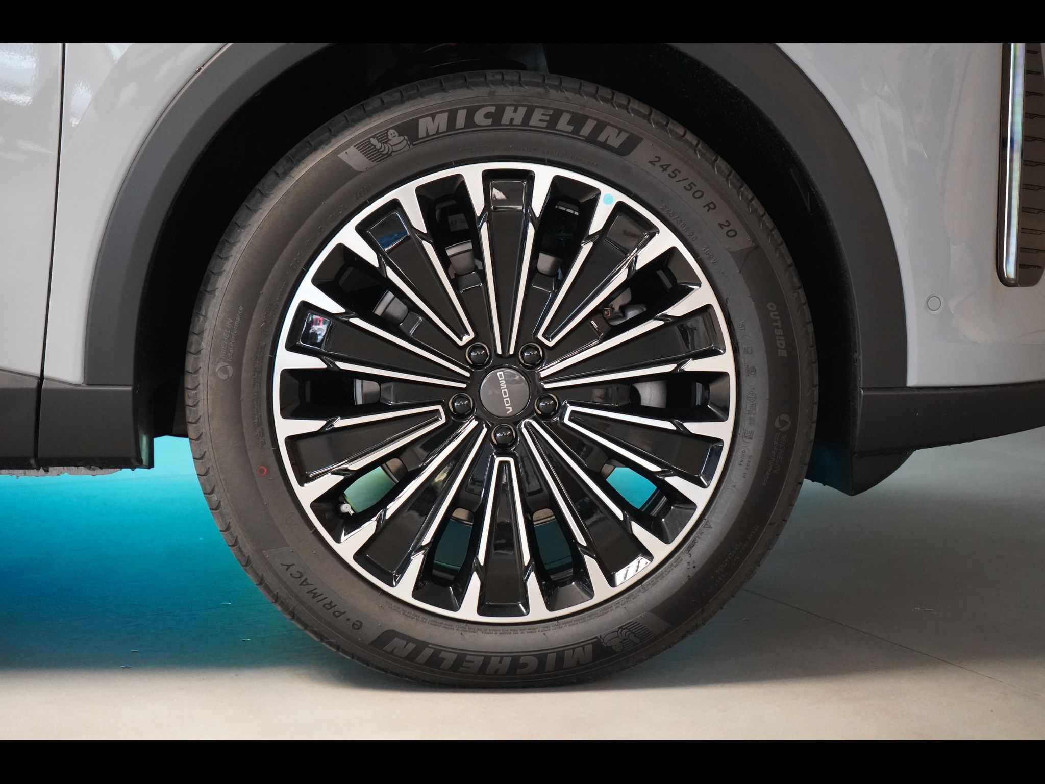 Omoda 9, 1.5 T-GDI 3DHT AWD PREMIUM - fotka 6