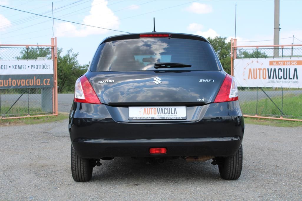 Suzuki Swift, 1,2 i  4 x 4, SERVISKA - fotka 6