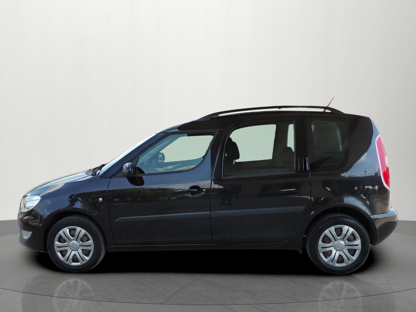 Škoda Roomster, 1.2TSI 77kW DSG Ambition - fotka 2
