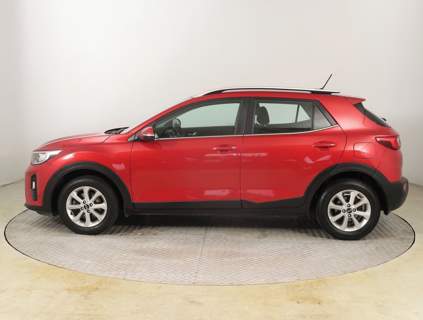 Kia Stonic, 1.25 CVVT, Tempomat - fotka 3