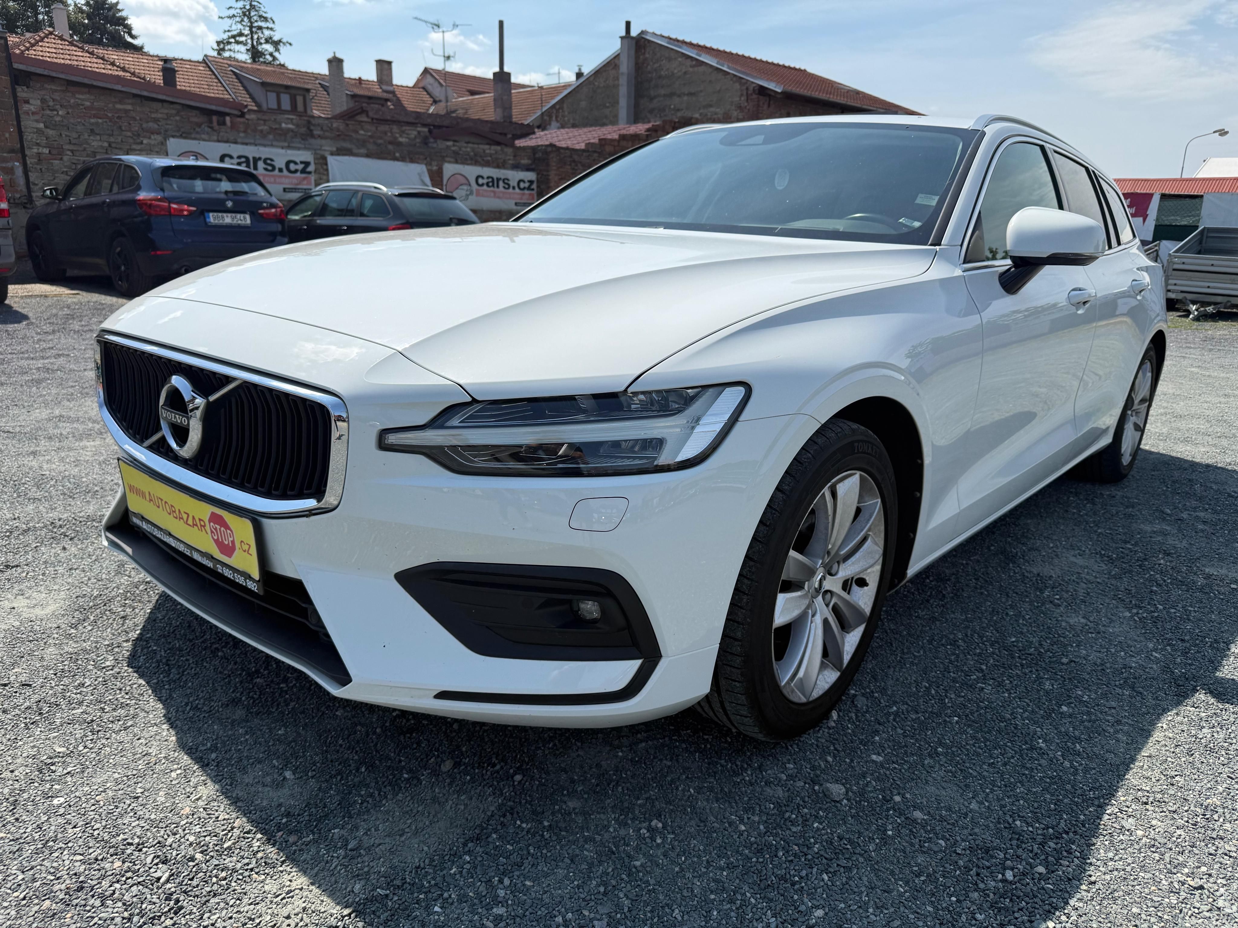 Volvo V60, 2.0 D3 110KW CZ - fotka 3