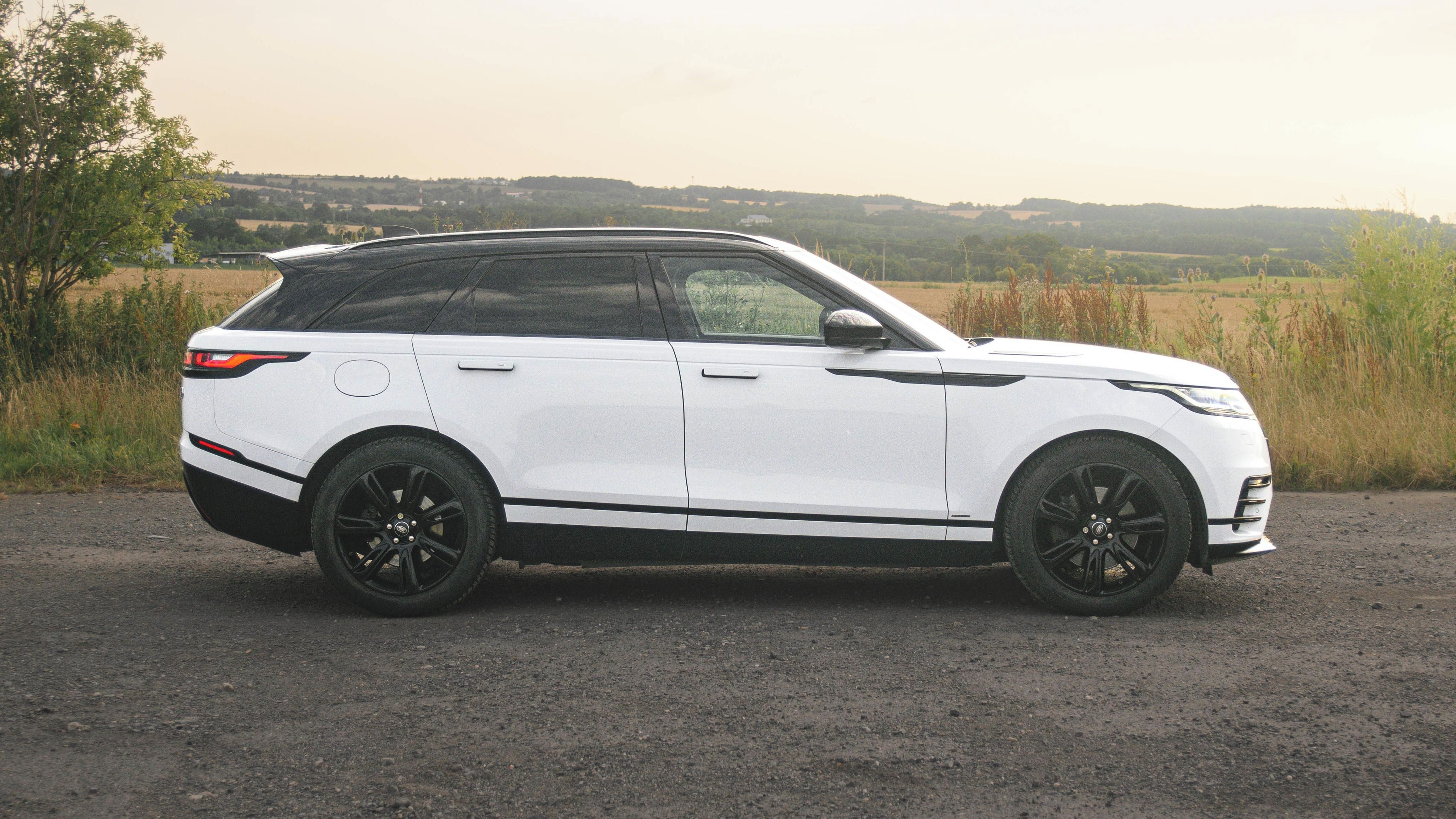 Land Rover Range Rover Velar, D300 S 3,0/221kW 4x4 Panorama - fotka 4