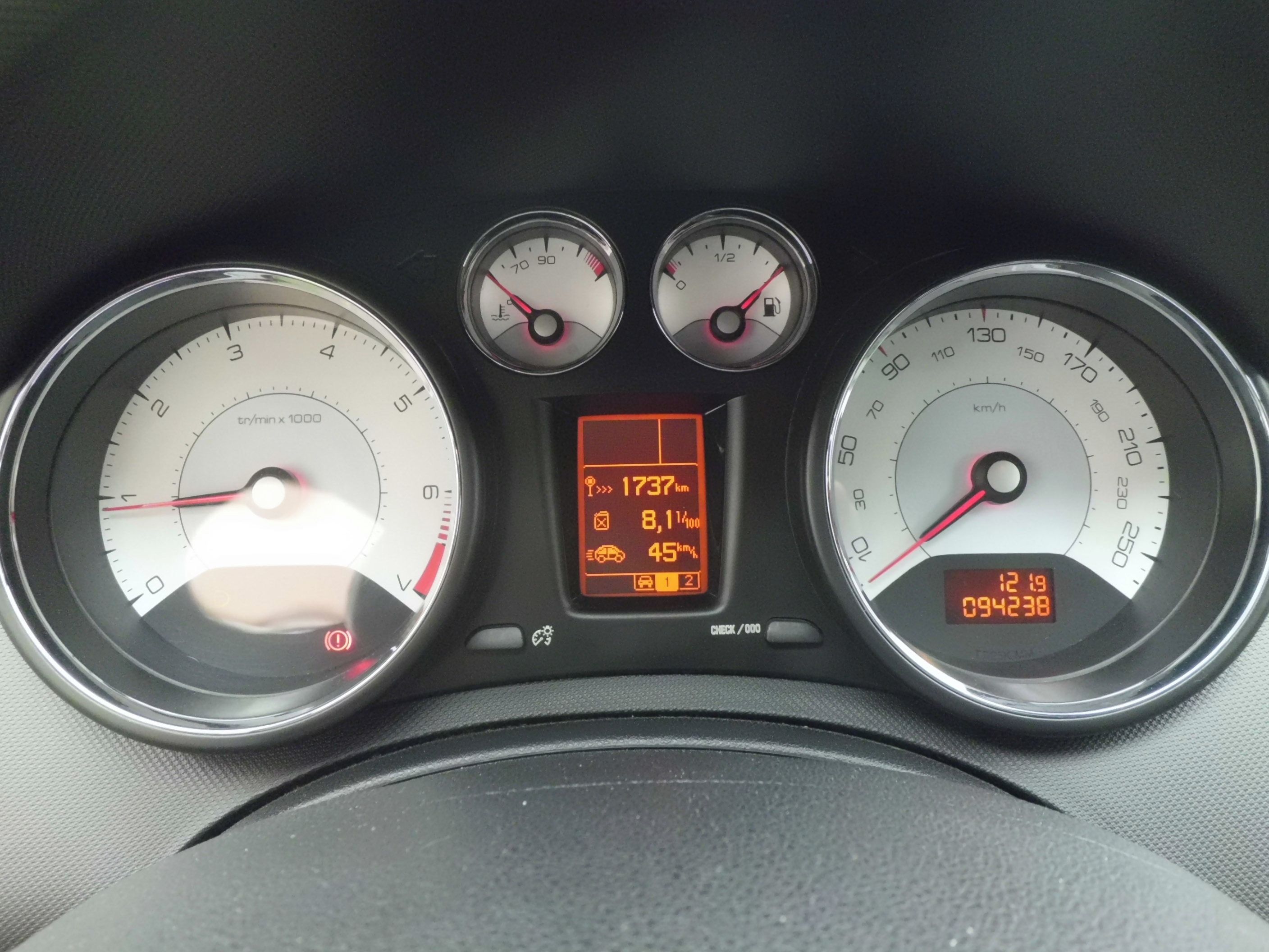 Peugeot 308 - fotka 5