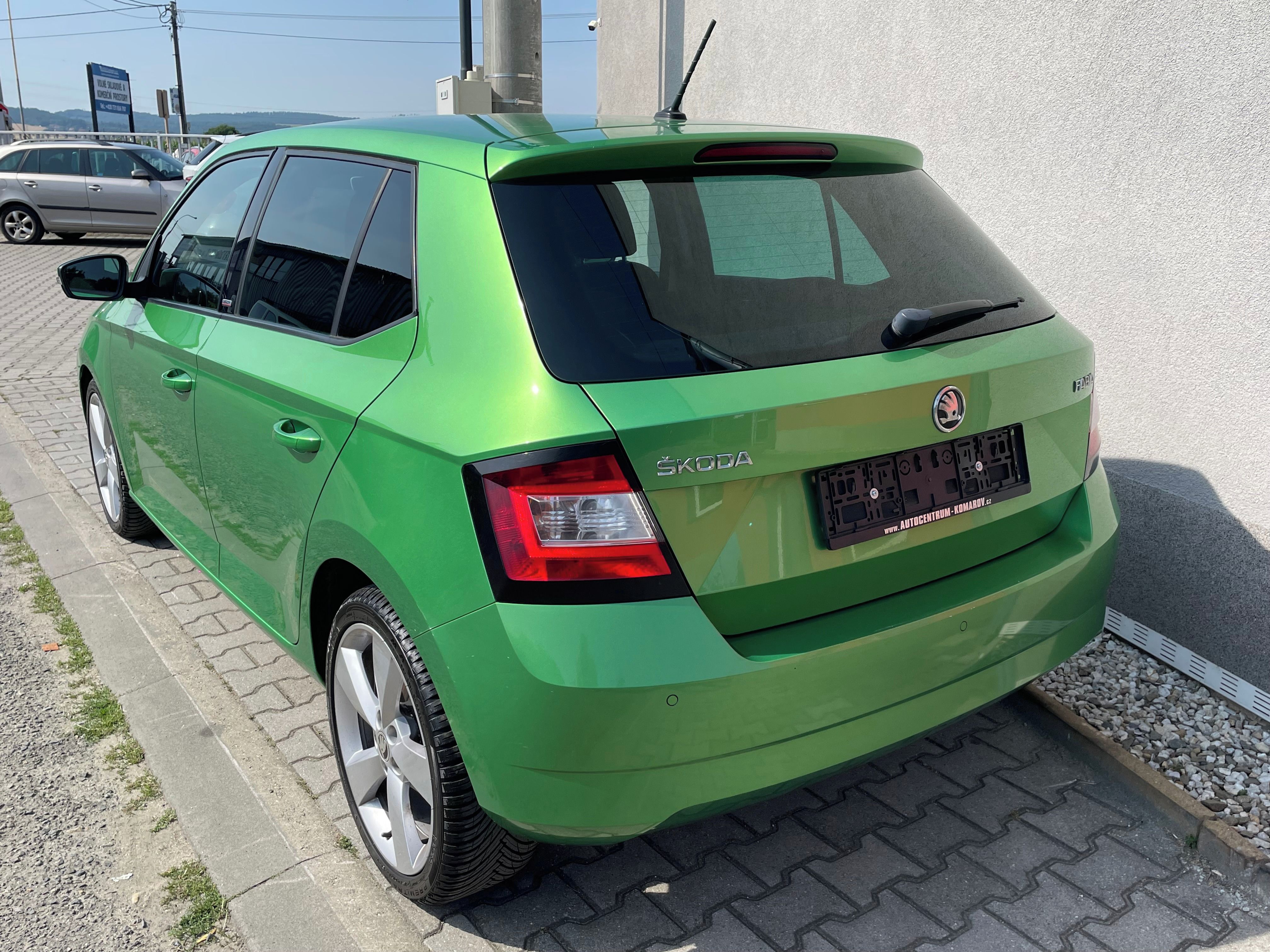 Škoda Fabia, 1.2 TSI JOY Navi 1.majitel - fotka 4