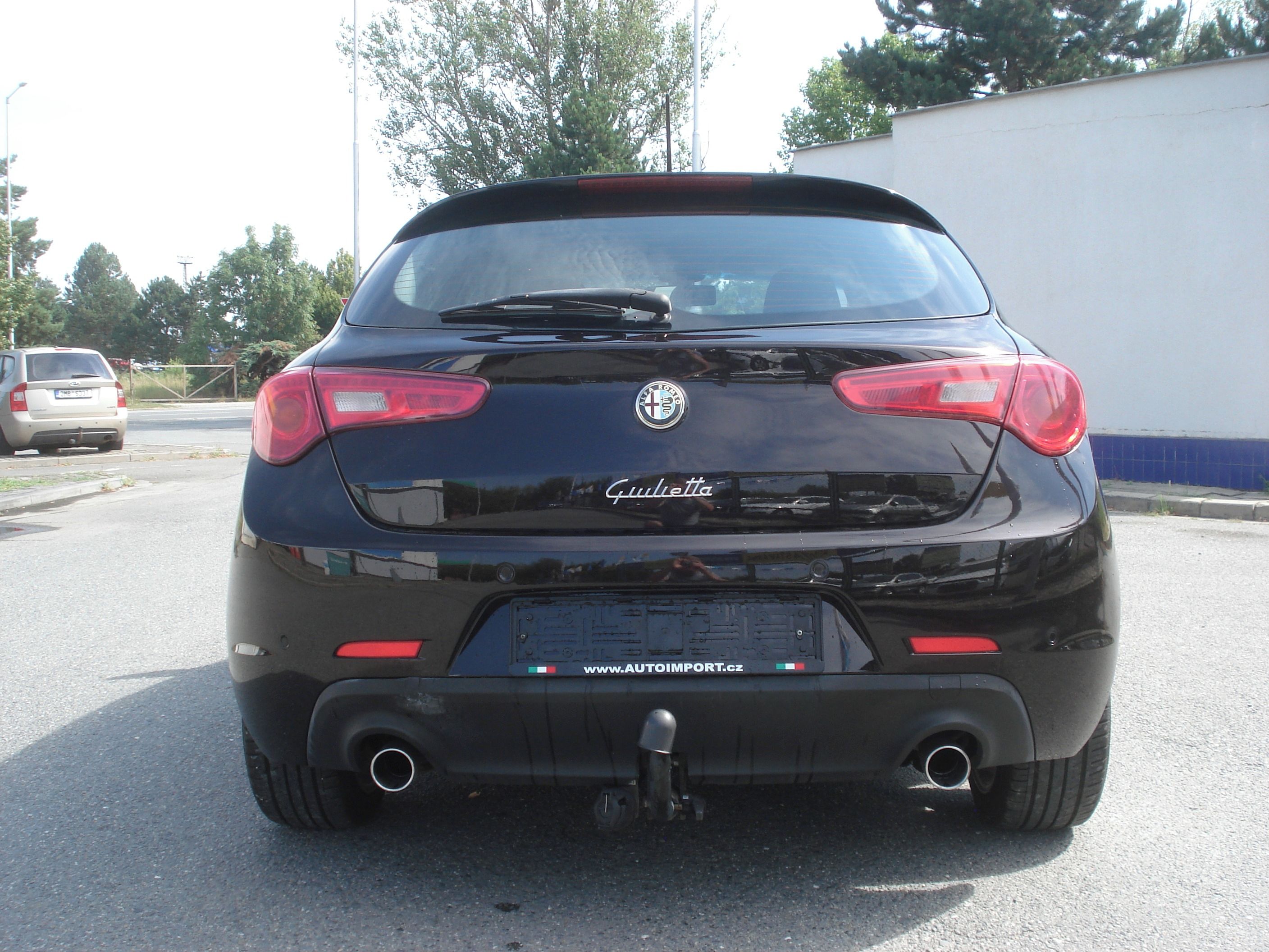 Alfa Romeo Giulietta, 2.0 JTD  TEMPOMAT TAŽNÉ - fotka 5