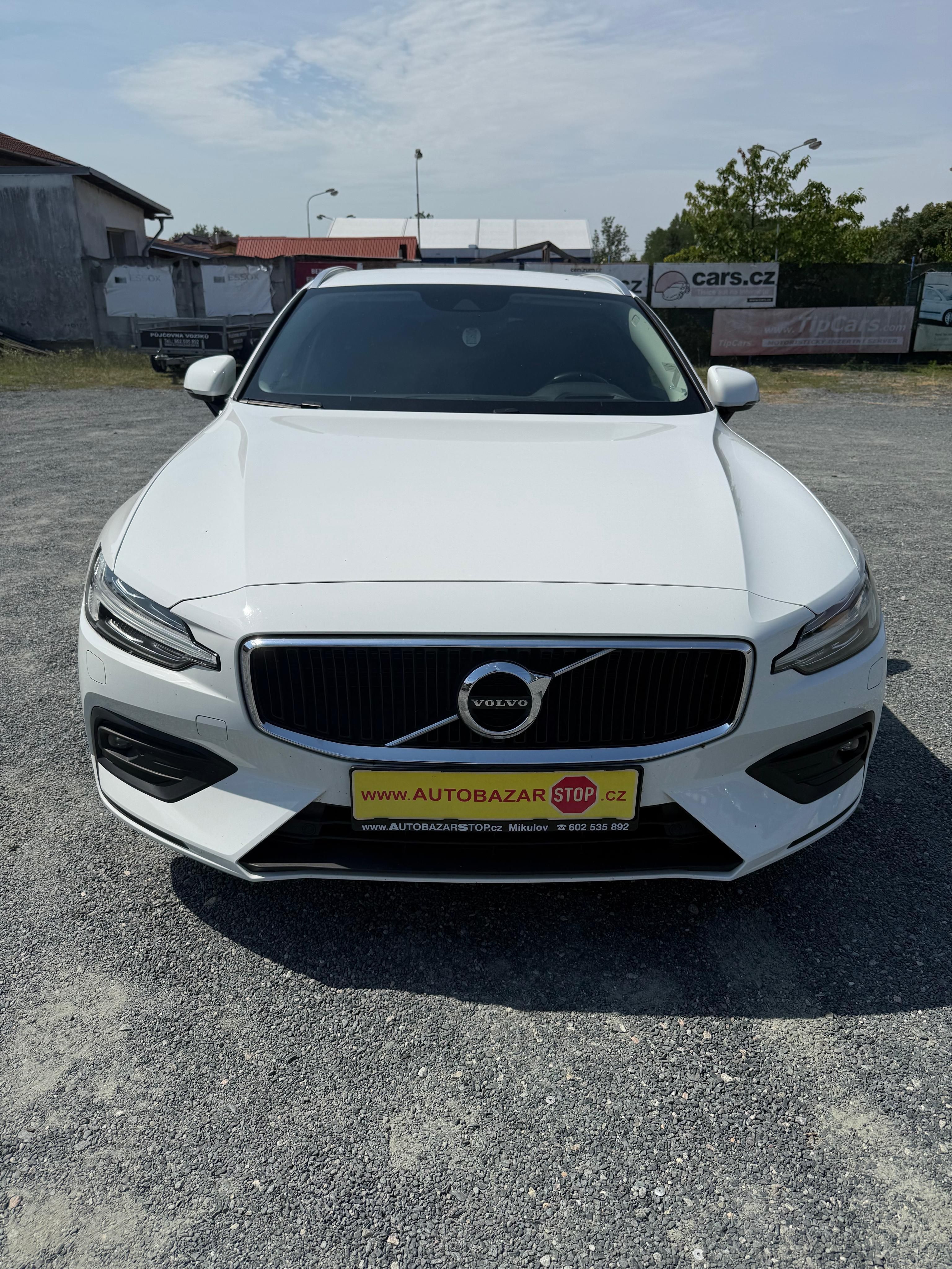 Volvo V60, 2.0 D3 110KW CZ - fotka 2