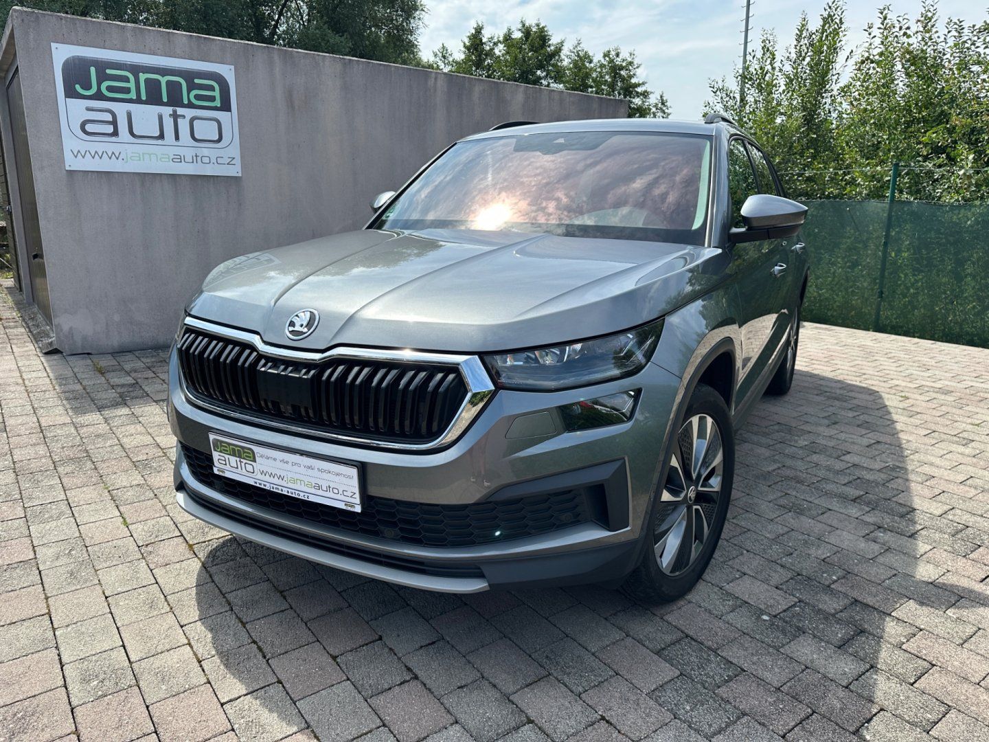 Škoda Kodiaq, 1,5TSI 110kW TOUR 1.MAJ NAVI - fotka 2