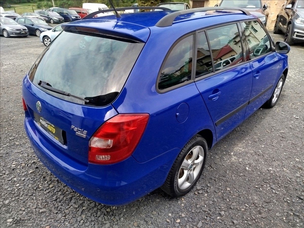 Škoda Fabia, 1,2 i,KLIMATRONIC,ROZVODY+OLEJ - fotka 6
