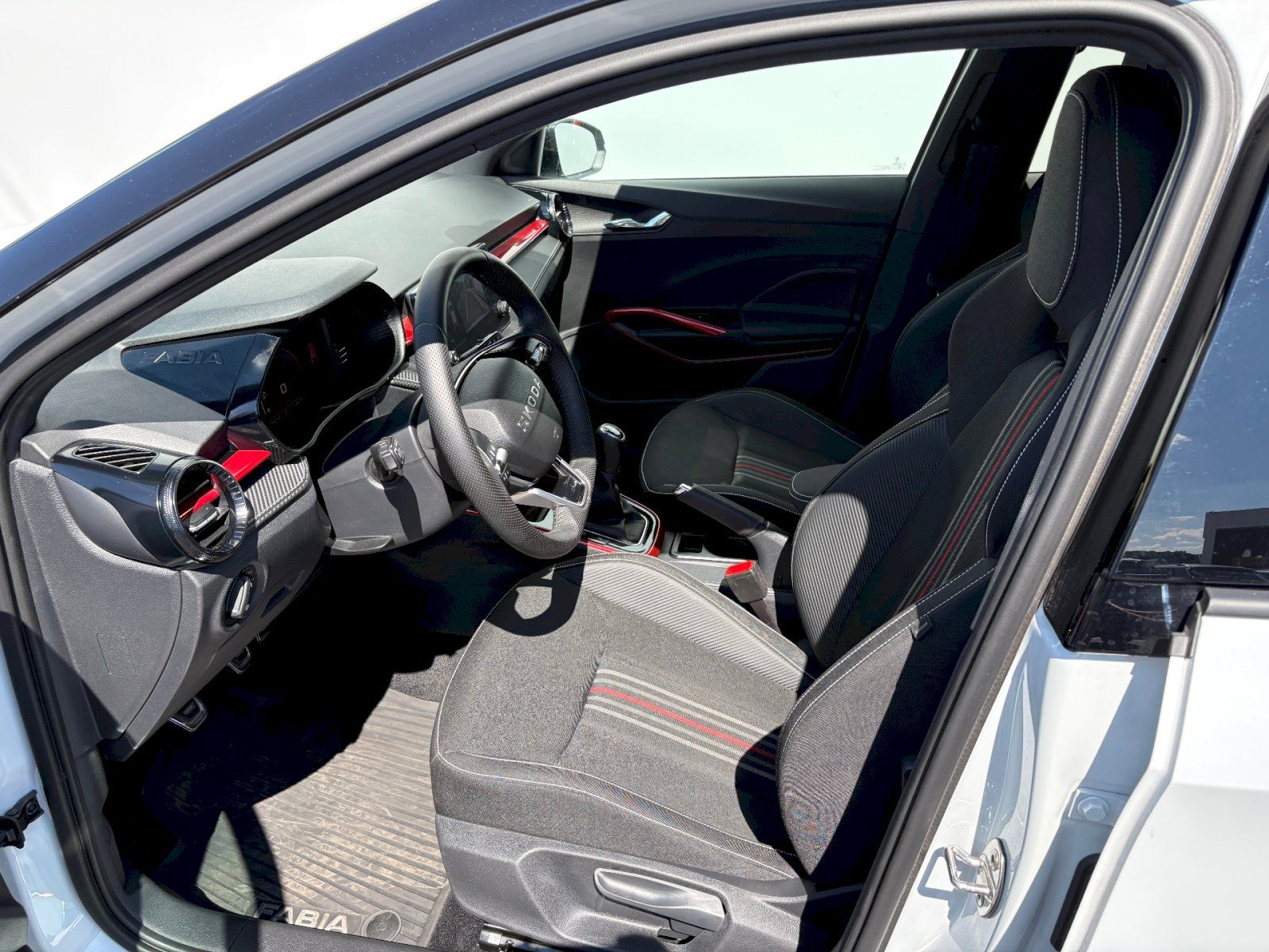 Škoda Fabia, 1.0 TSI 85kW Monte Carlo - fotka 6