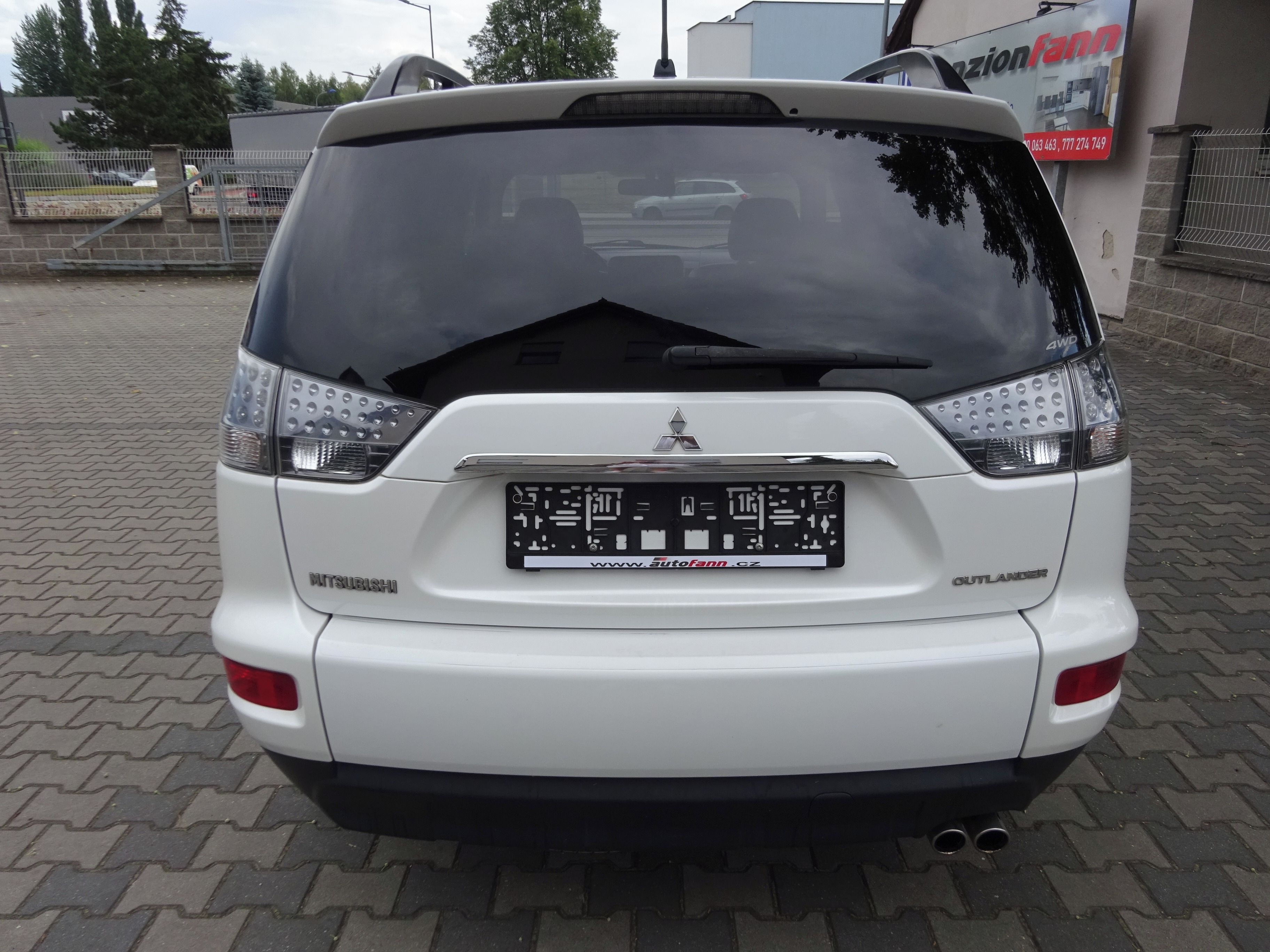 Mitsubishi Outlander, 2.2DI-D130kW.Servis Mitsubishi - fotka 6