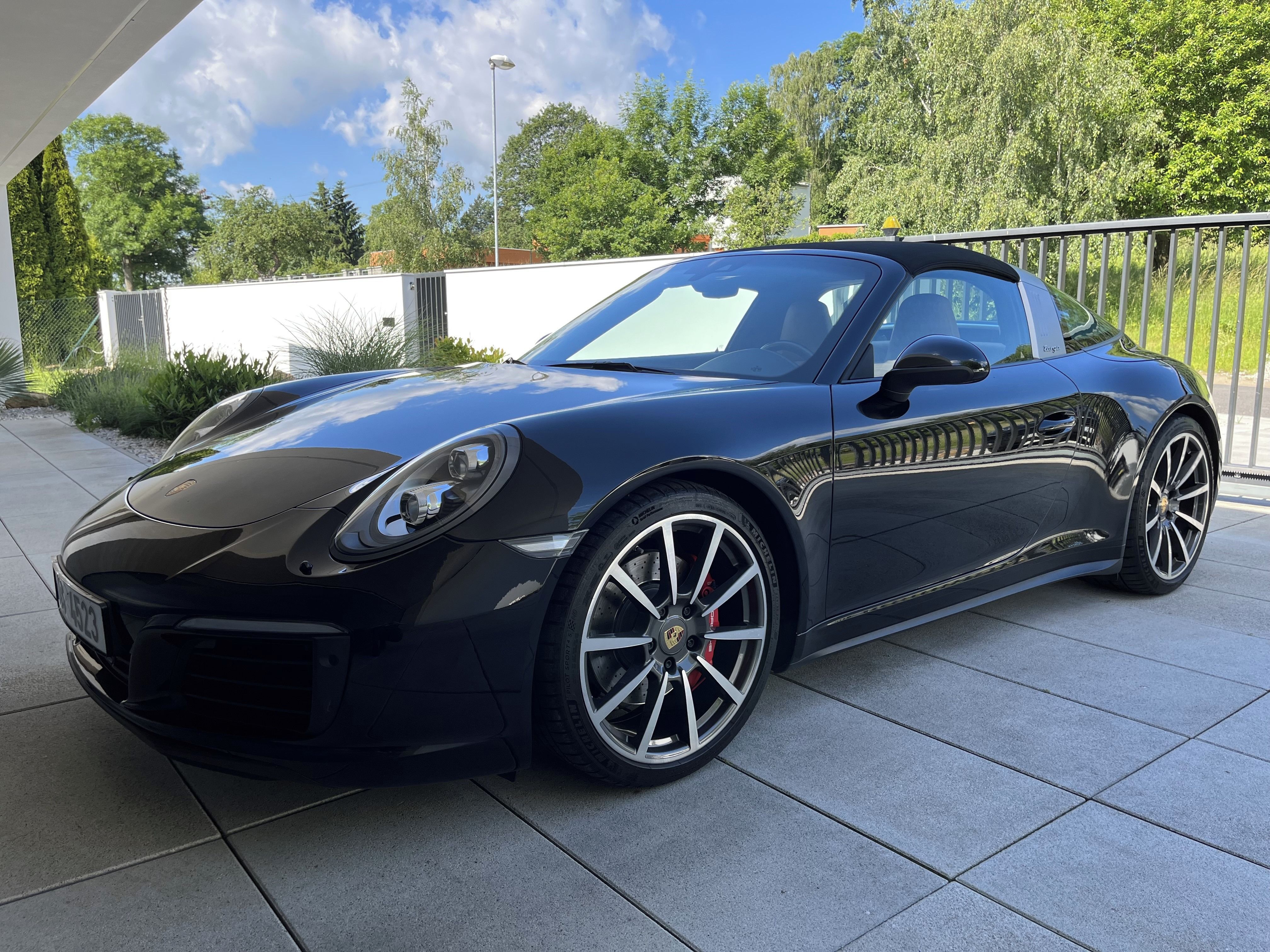 Porsche 911, Targa 4S 991.2 309 kW - fotka 2