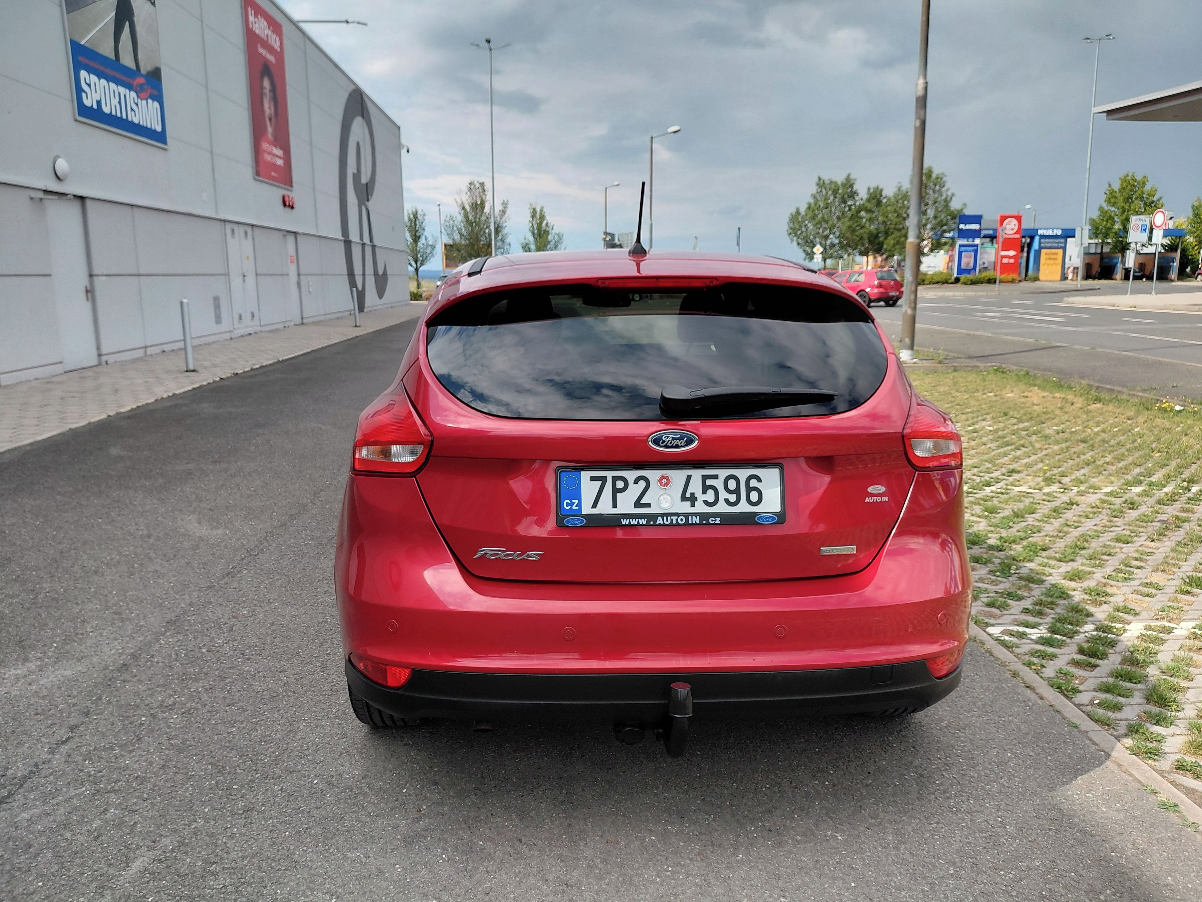 Ford Focus, 1.0i ČR 1.MAJ POUZE 68 201KM!! - fotka 6