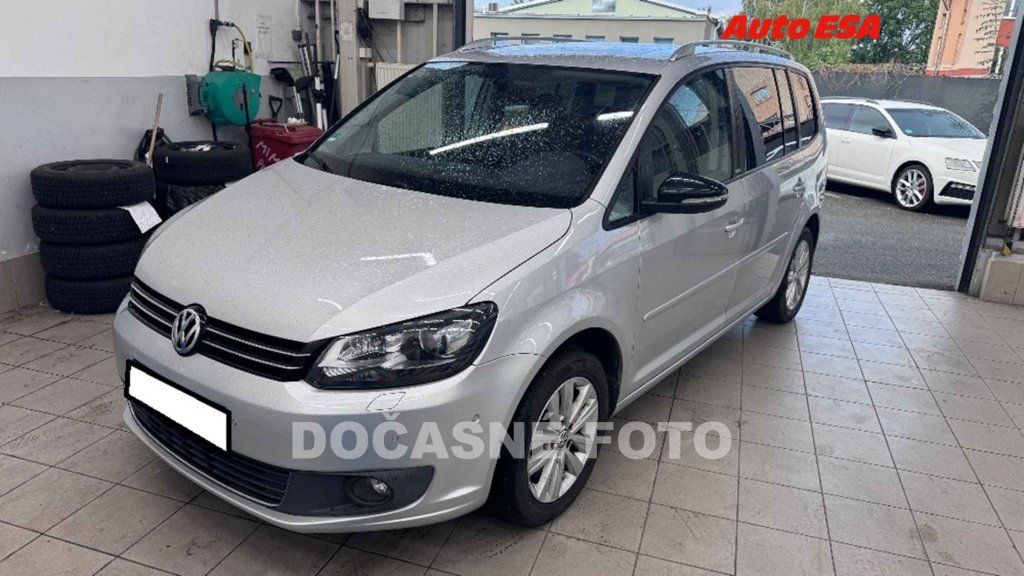 Volkswagen Touran, 2.0 TDI,panorama,autoAC