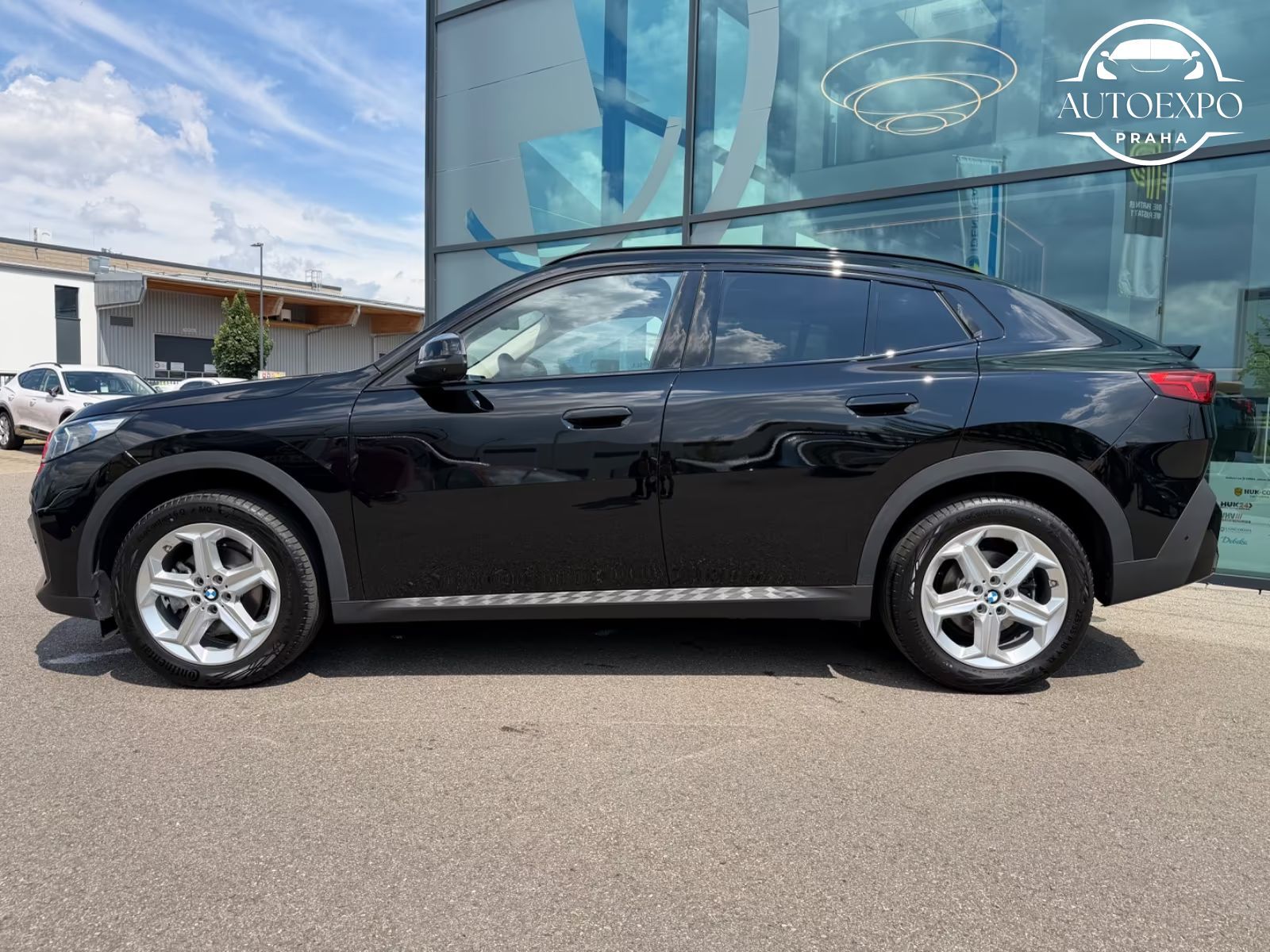 BMW X2, 20d xDrive*KŮŽE*PANORAMA*TAŽNÉ - fotka 5