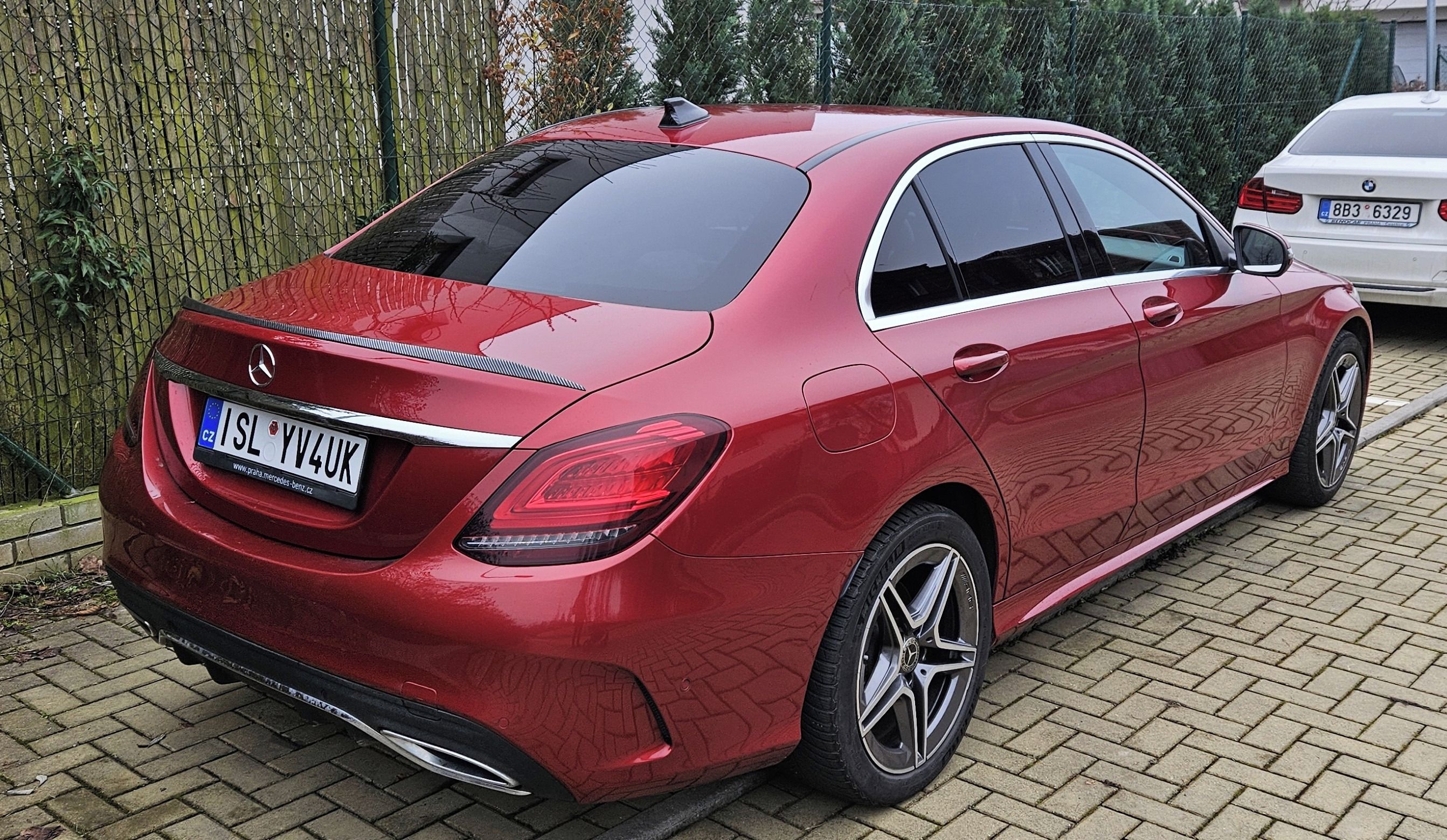 Mercedes-Benz Třídy C, Mercedes-Benz - C 220 d 4MATIC - fotka 3