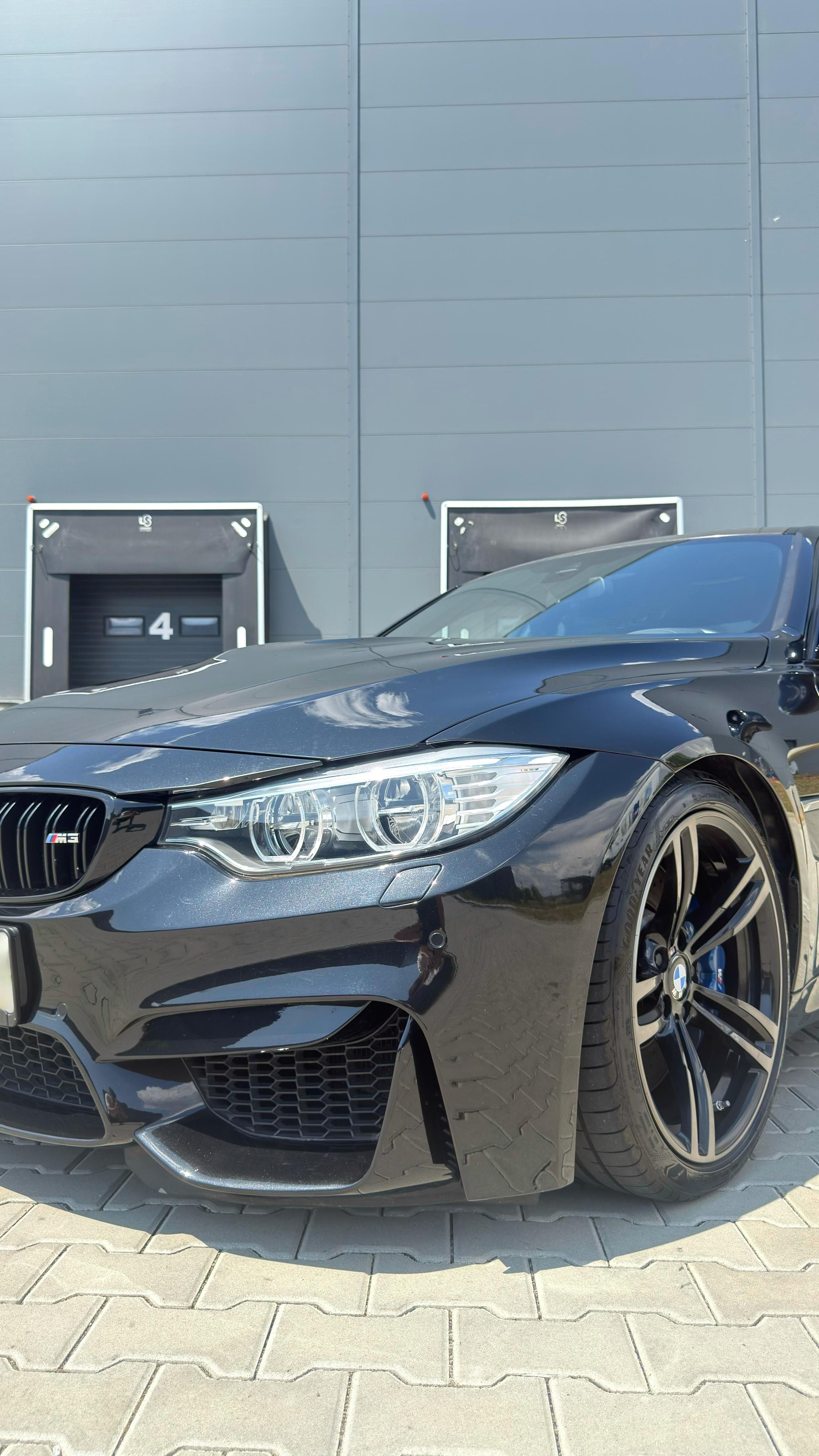 BMW M3, F80 DCT - KW - Servis - fotka 5