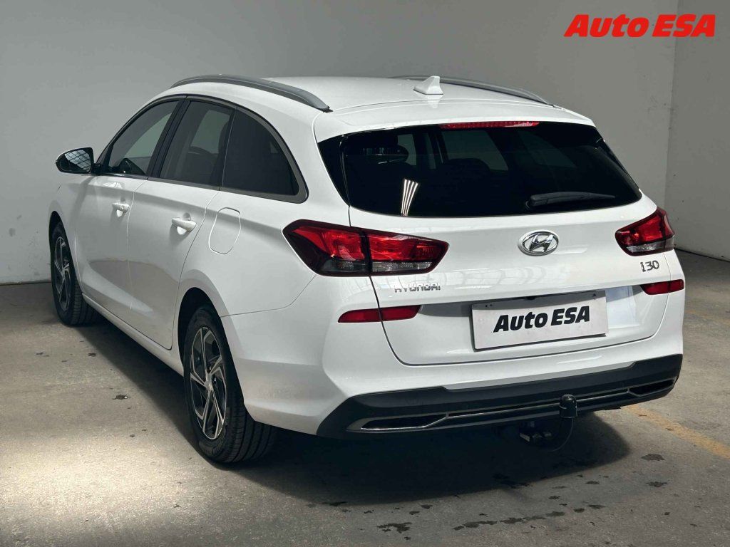 Hyundai i30, 1.0 T-GDi,Smart,LED,TZ - fotka 6