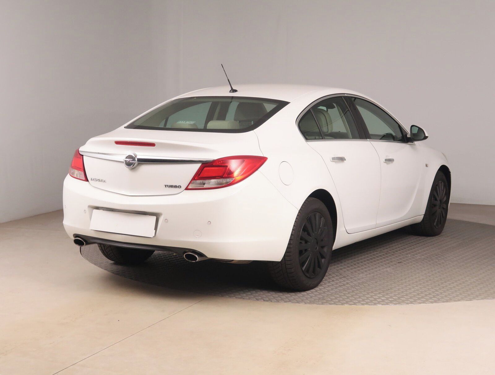 Opel Insignia, 1.6 Turbo, Automatická klima - fotka 5