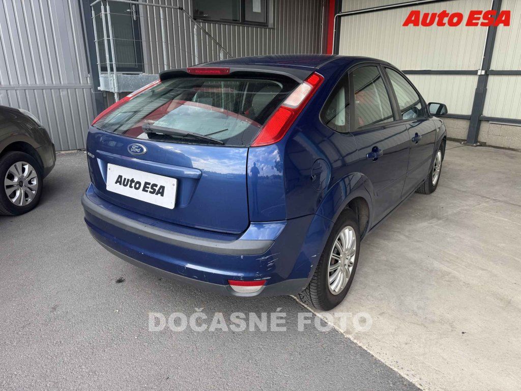 Ford Focus, 1.6i - fotka 2