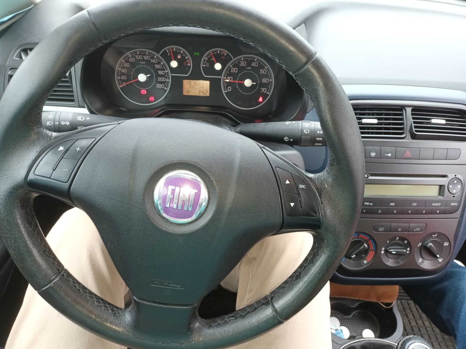 Fiat Grande Punto, 1.4, oblíbený vůz - fotka 3