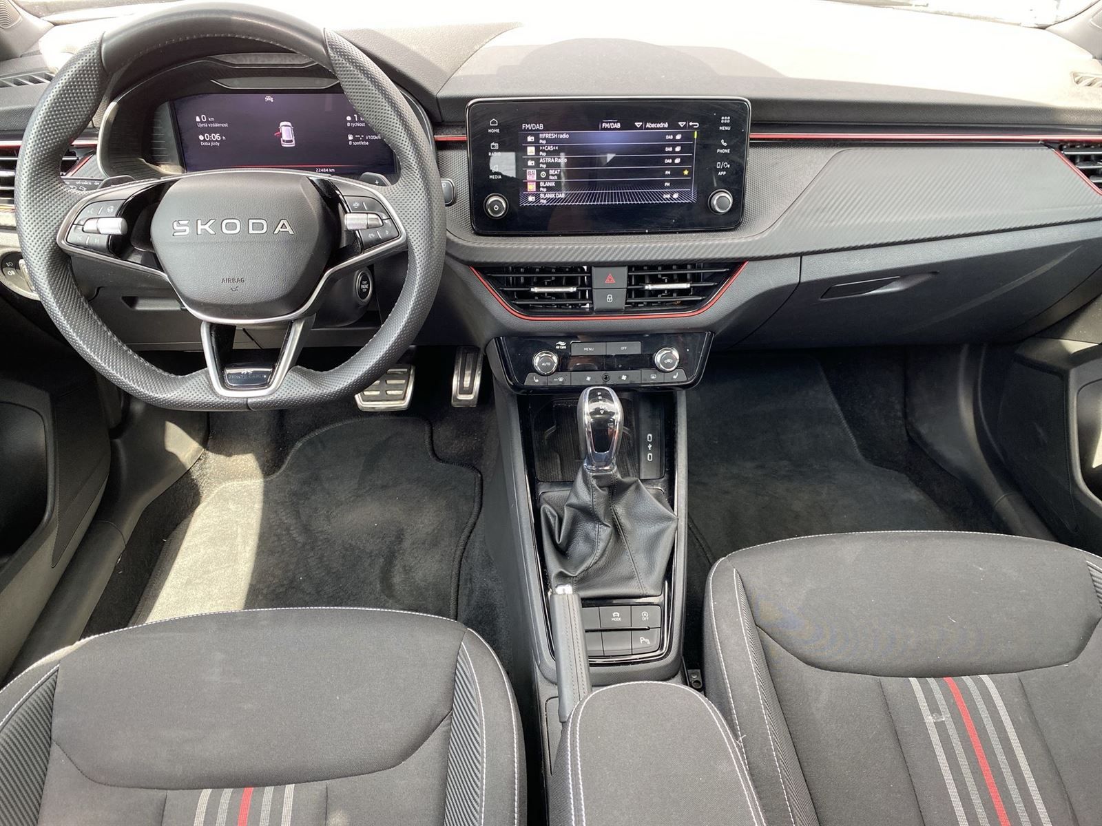 Škoda Kamiq, 1.5 TSI DSG Monte Carlo - fotka 5