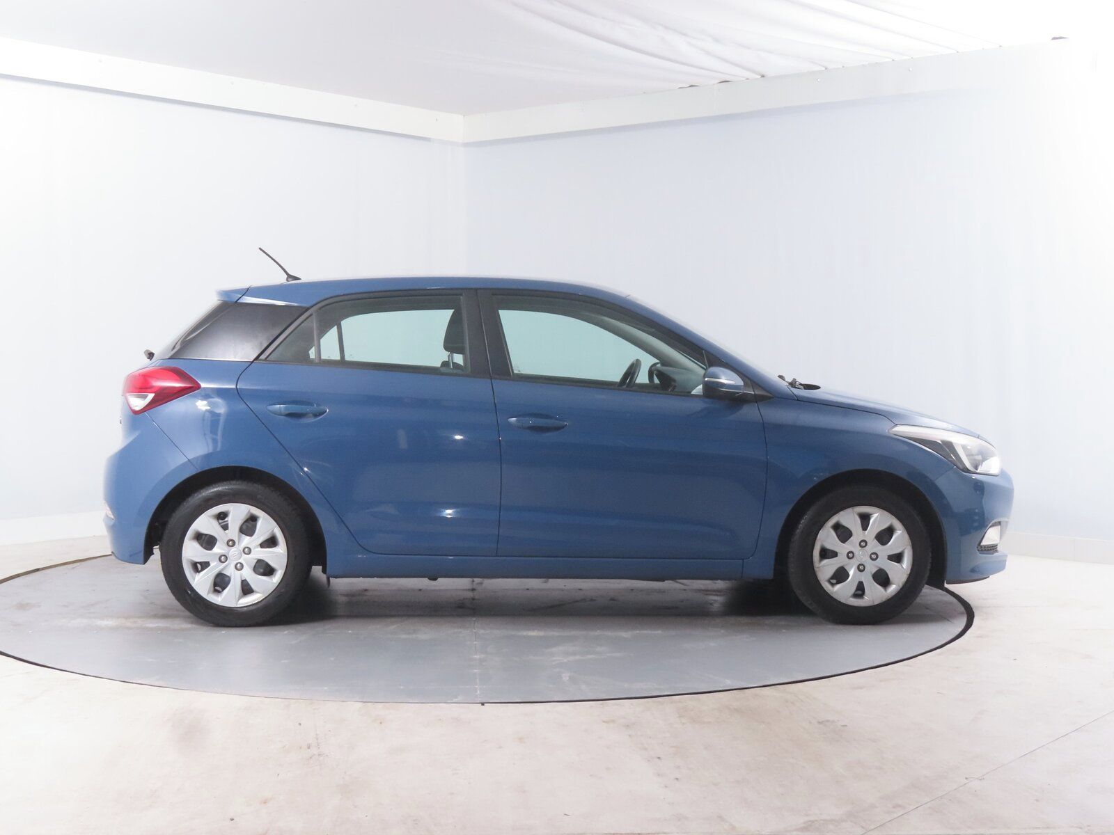 Hyundai i20, 1.2, Serv.kniha, Klima - fotka 6