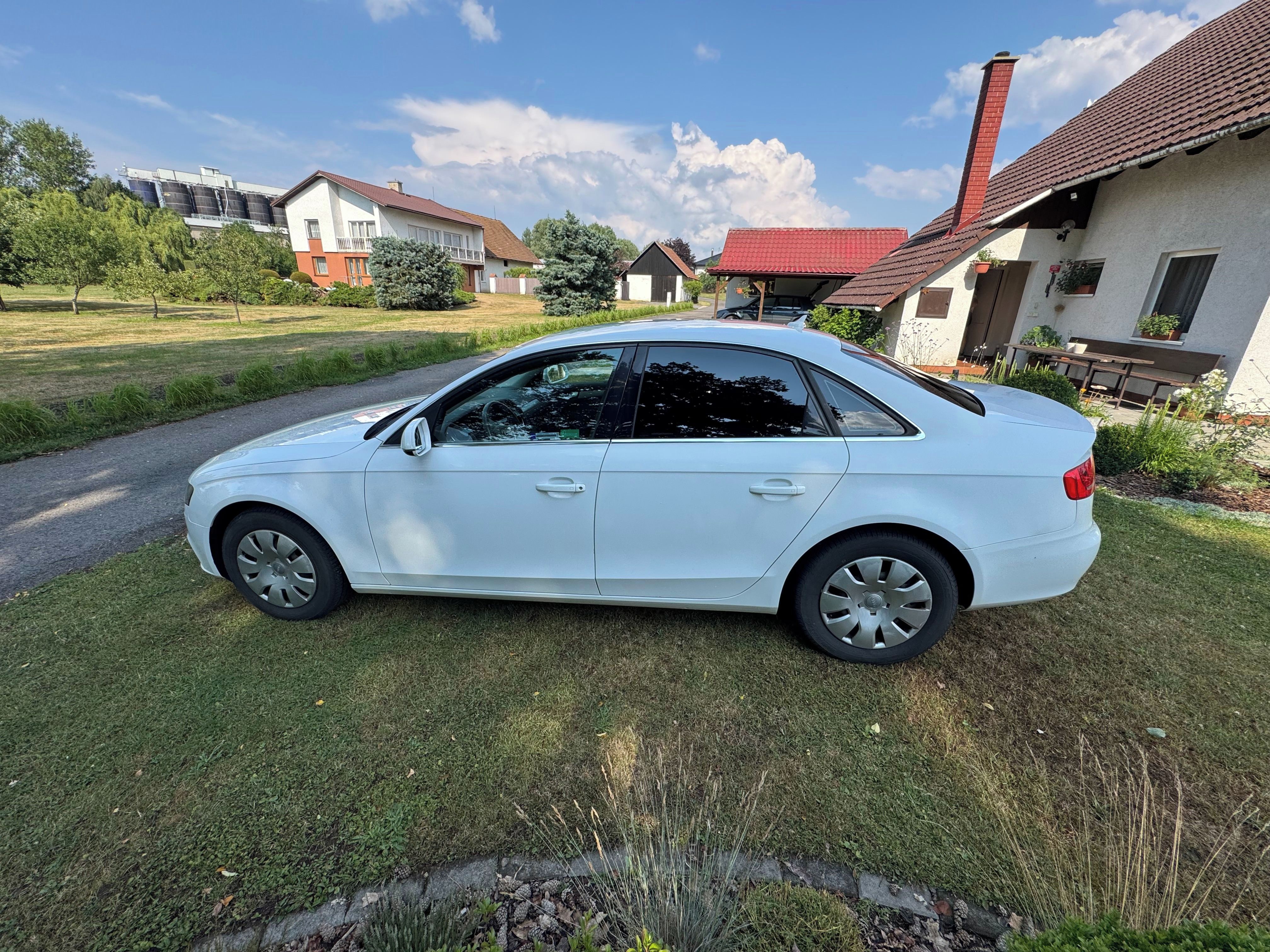 Audi A4, Audi A4 B8 2.0 TFSI Quattro - fotka 2