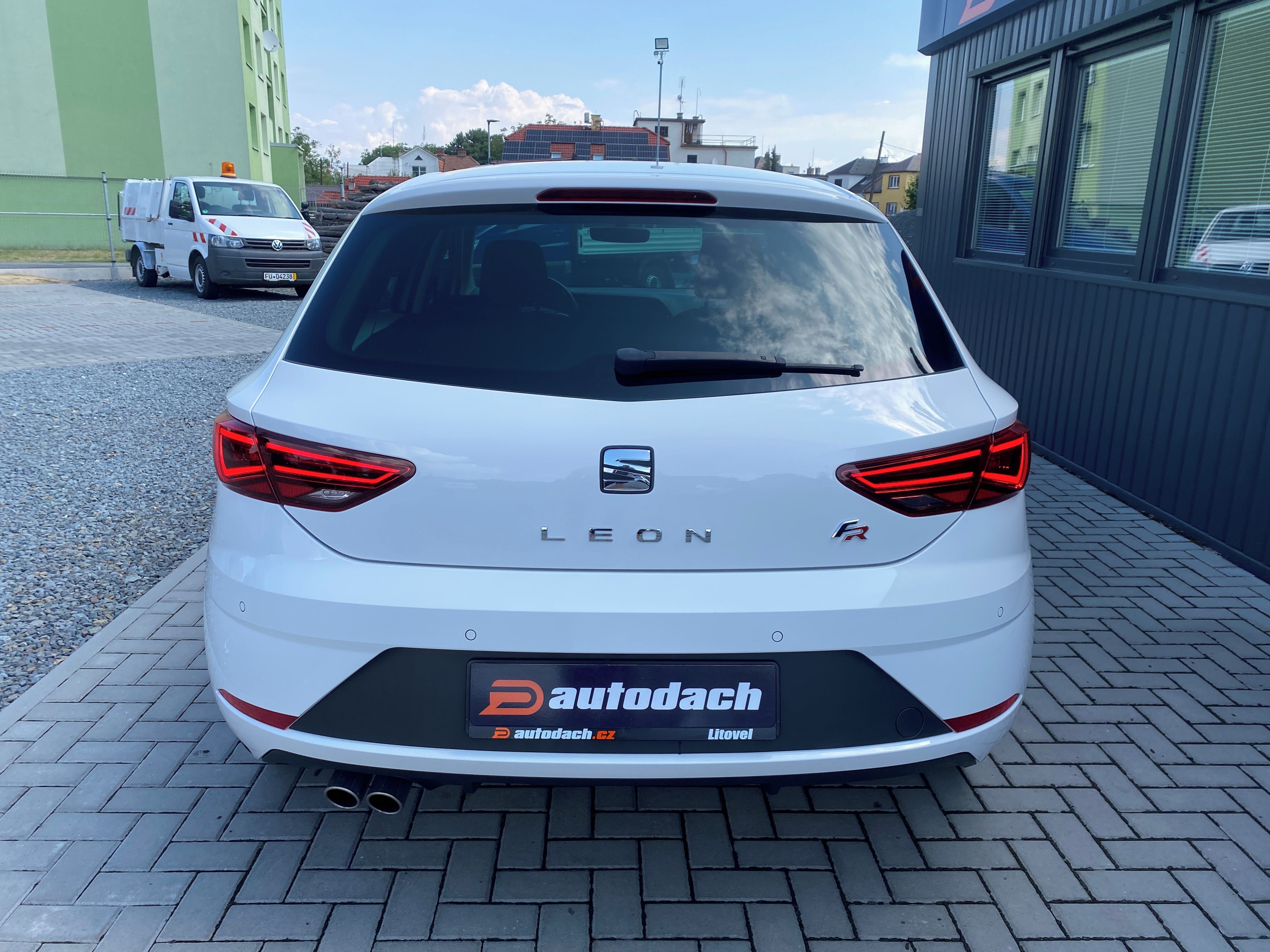 Seat Leon, 1.4TSI92kW-1xMAJ.-CZ-FR-KAMERA - fotka 4