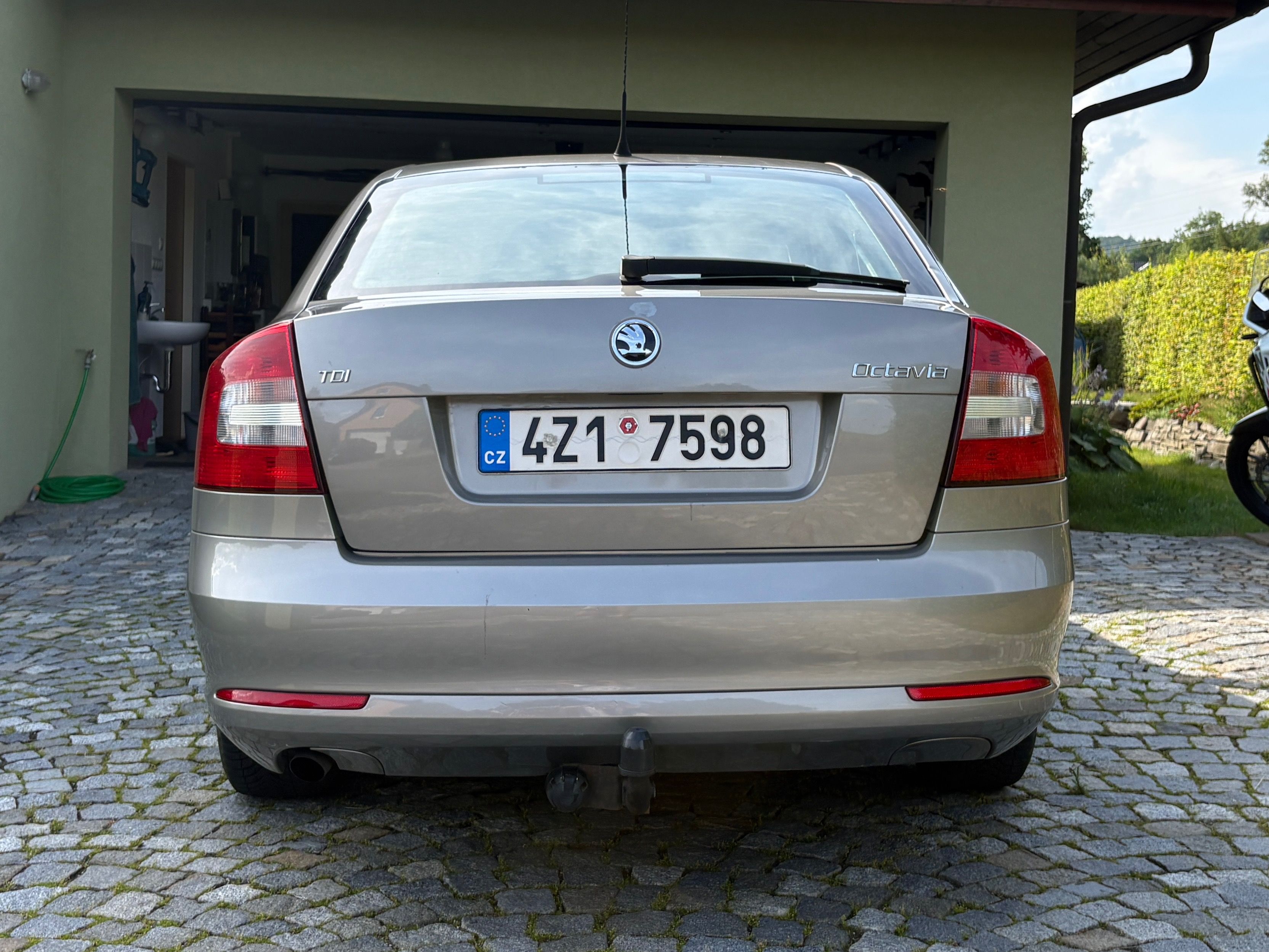 Škoda Octavia, 1.6 TDI, 221 000 km, 1.majitel - fotka 4