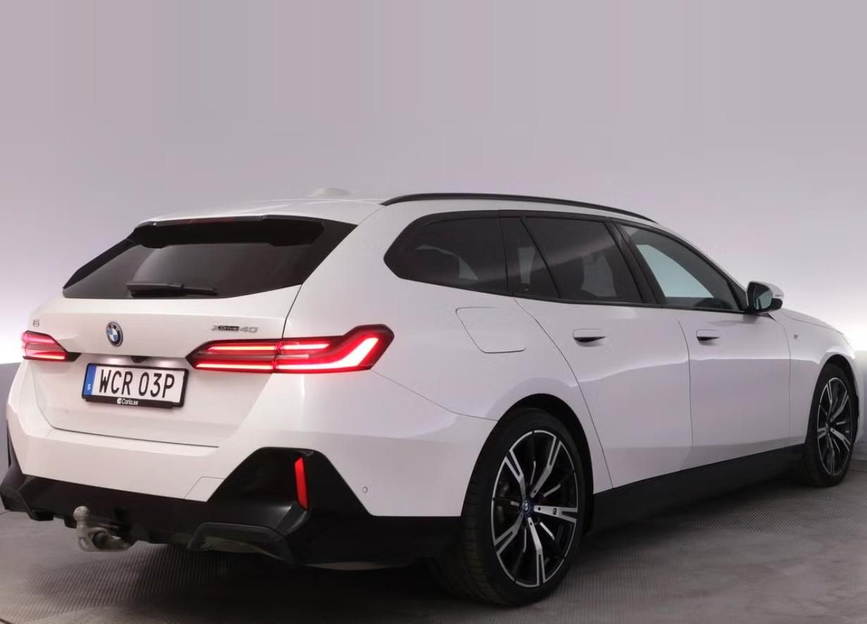 BMW i5, xDrive40 Touring M SoH 96% Taž - fotka 4