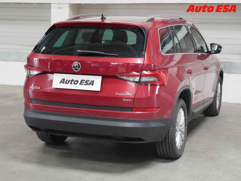 Škoda Kodiaq, 2.0TDi 4x4,Style,DSG,LED - fotka 6