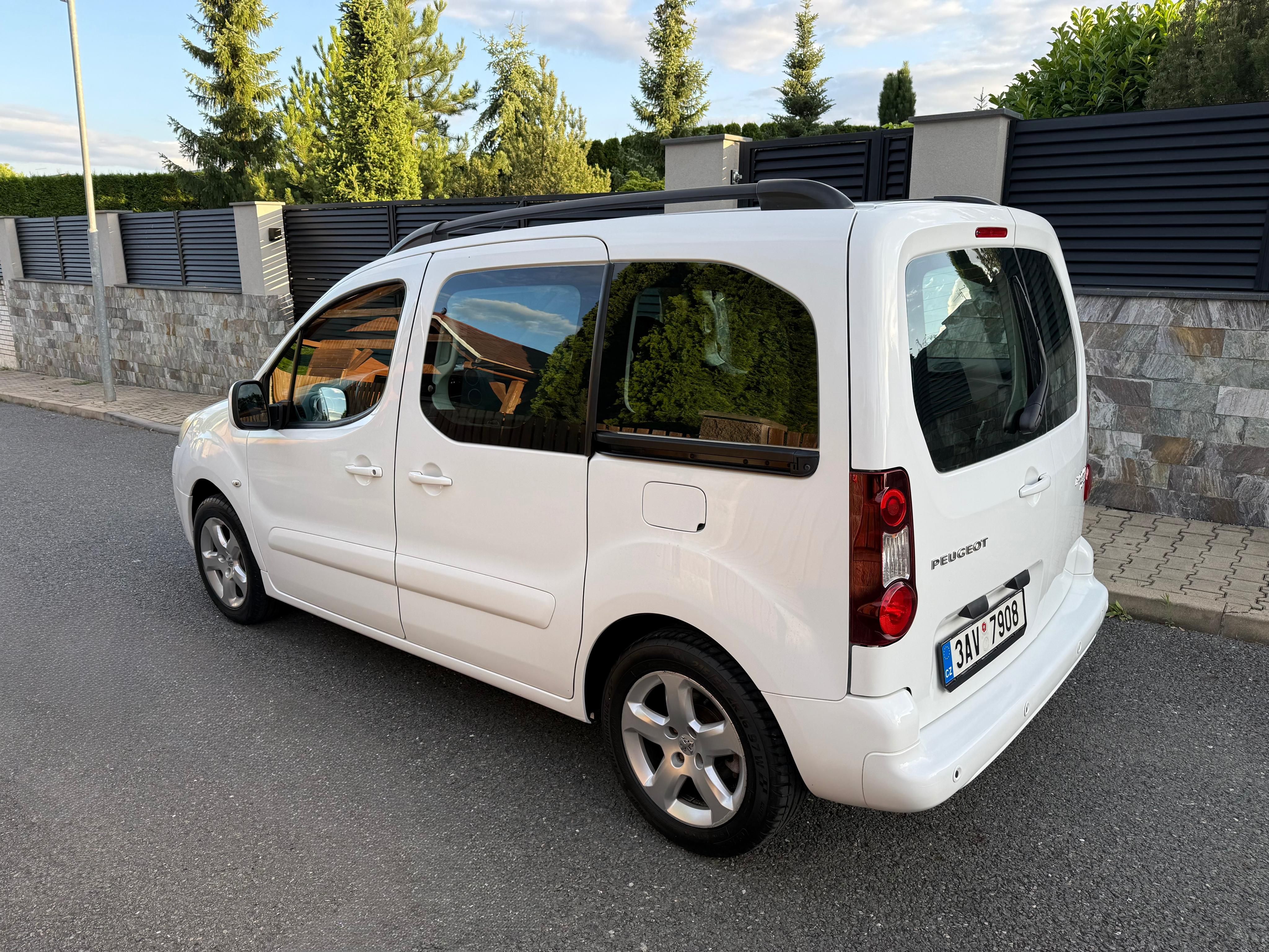 Peugeot Partner, Tepee 1,6HDi První majitel - fotka 4