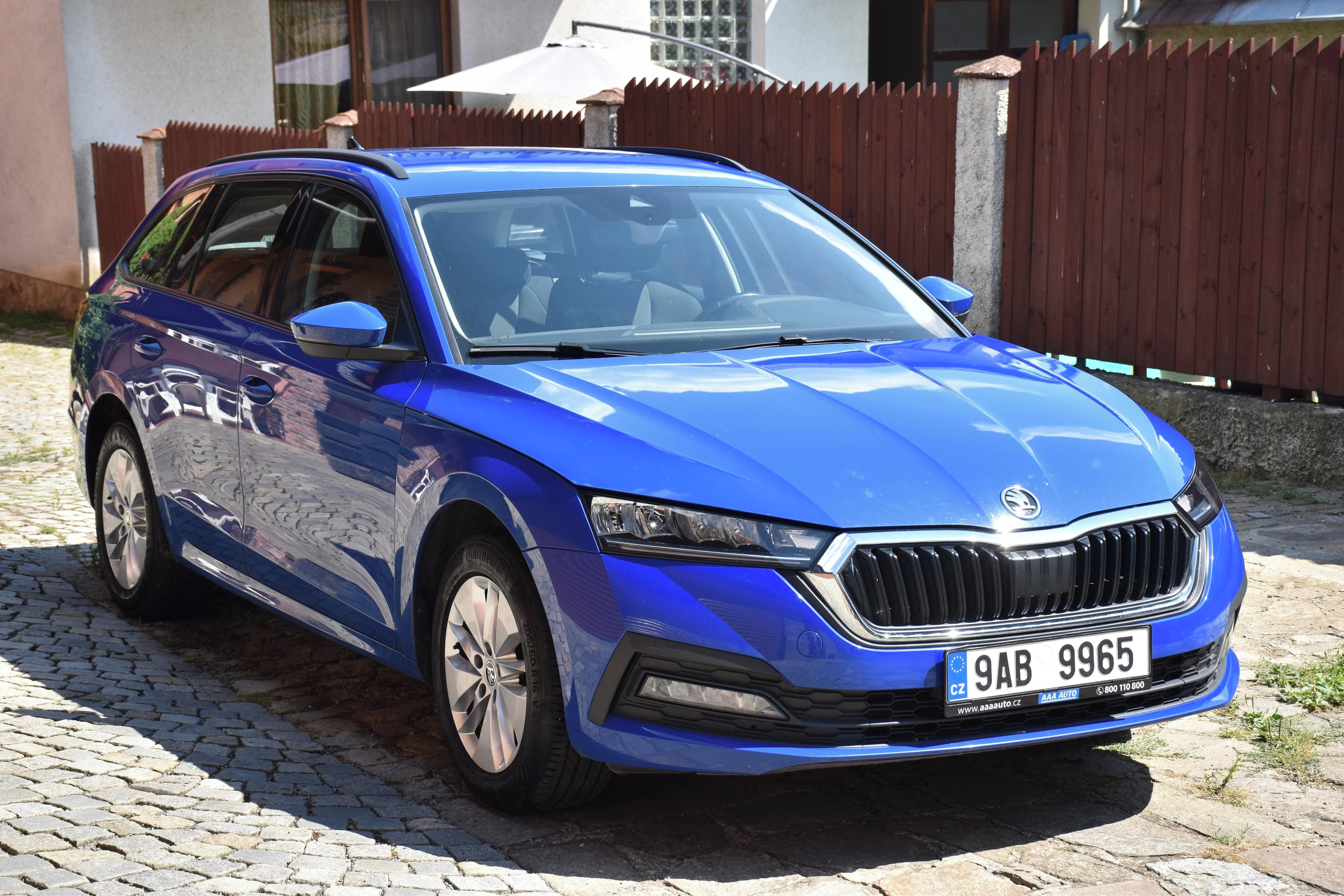 Škoda Octavia, Combi 2.0TDI 110kw DSG - fotka 2