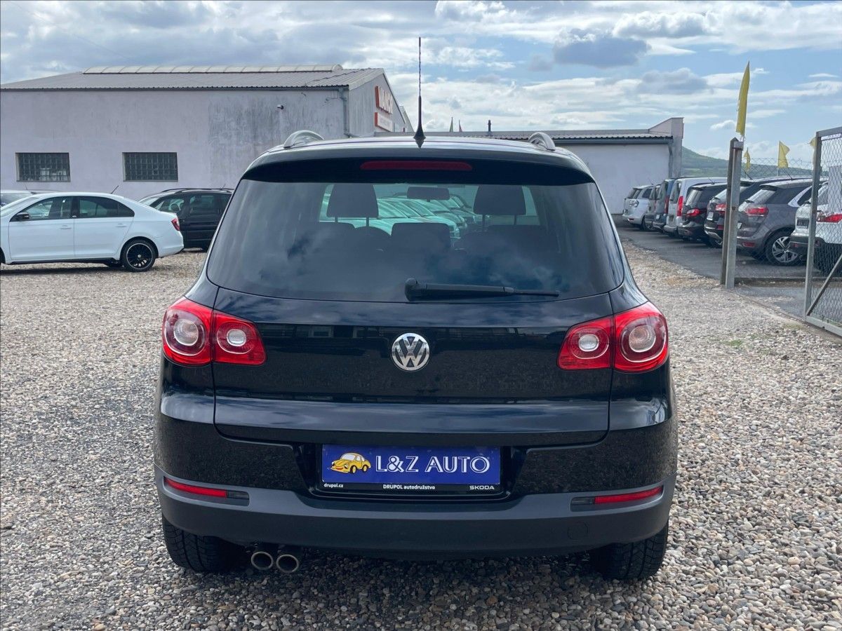 Volkswagen Tiguan, 2,0 TDi 4X4 - fotka 6