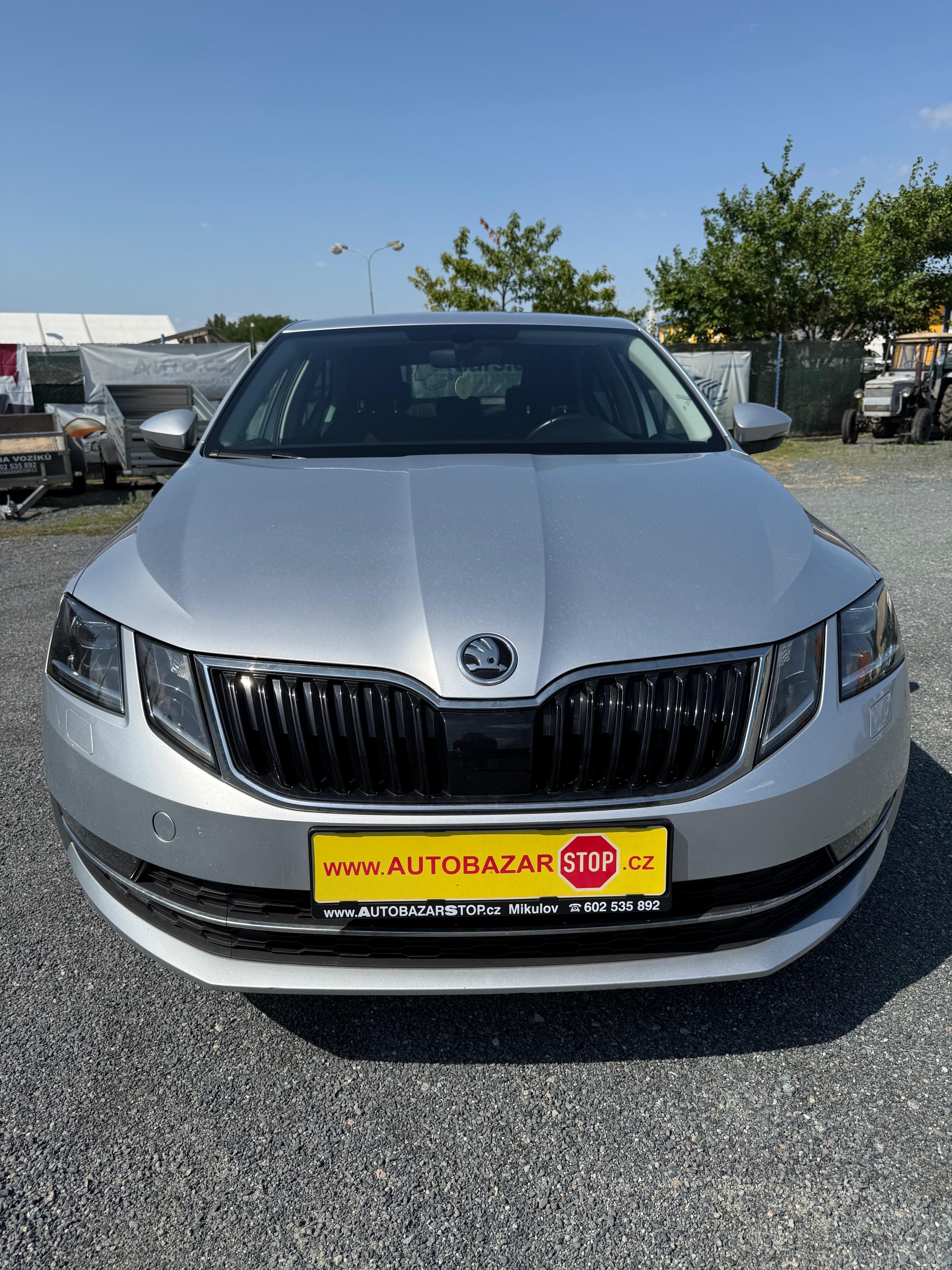 Škoda Octavia, 1.8 TSI 132kW 1.MAJ, CZ - fotka 2