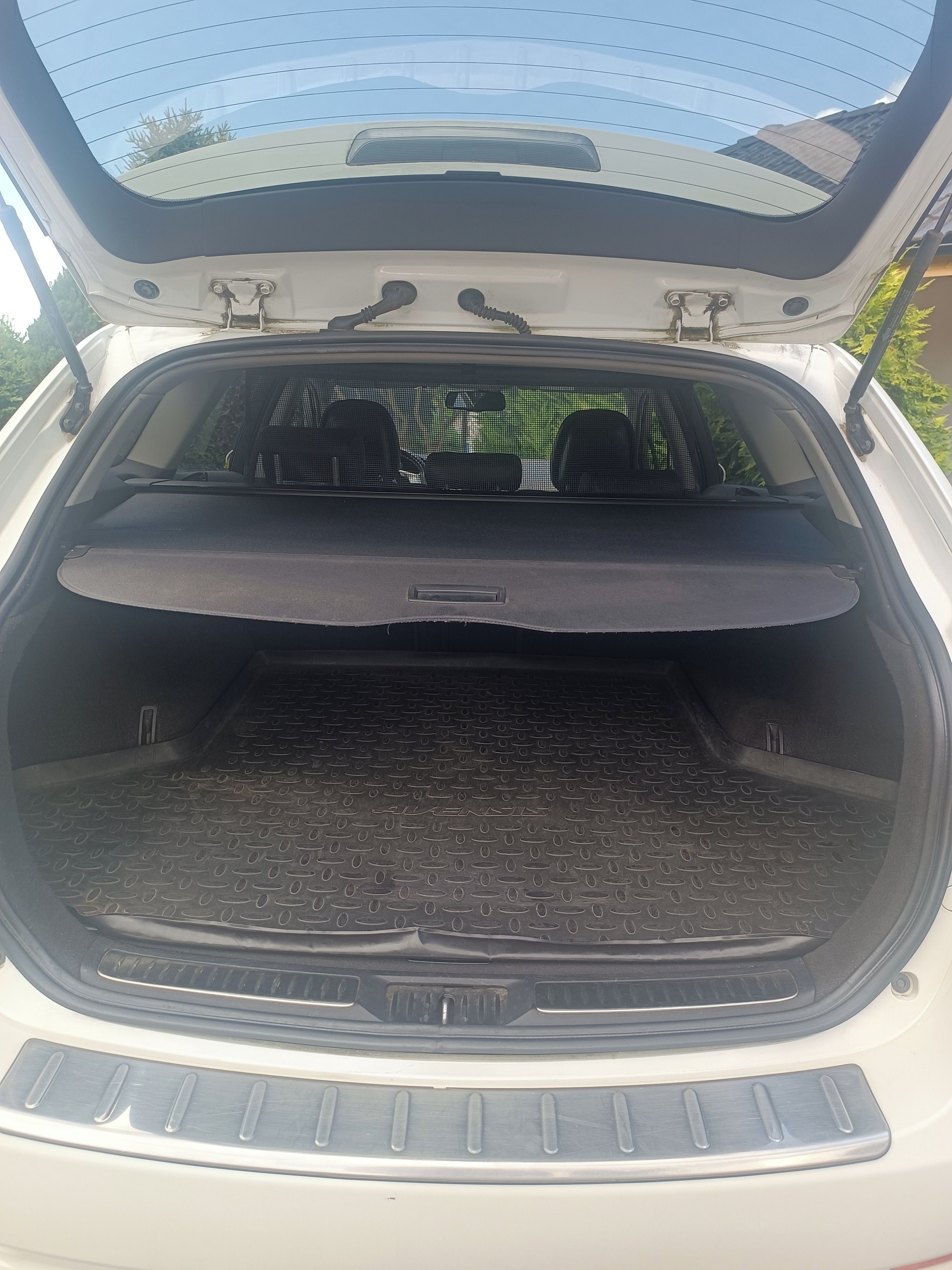 Toyota Avensis, 2.0 D-4D, Bez investic - fotka 6
