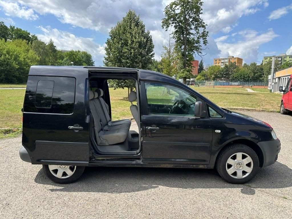 Volkswagen Caddy, 1.9 TDI 7 míst - fotka 3
