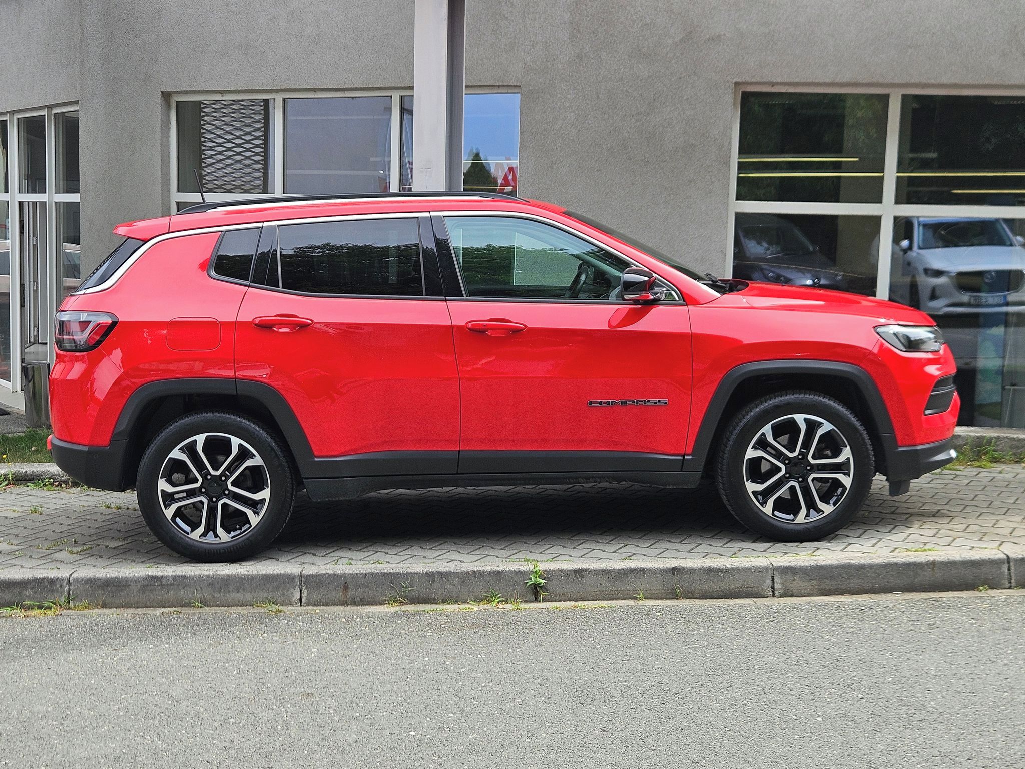 Jeep Compass, 1.3 T4 96kw, Limited, 1.maj. - fotka 6