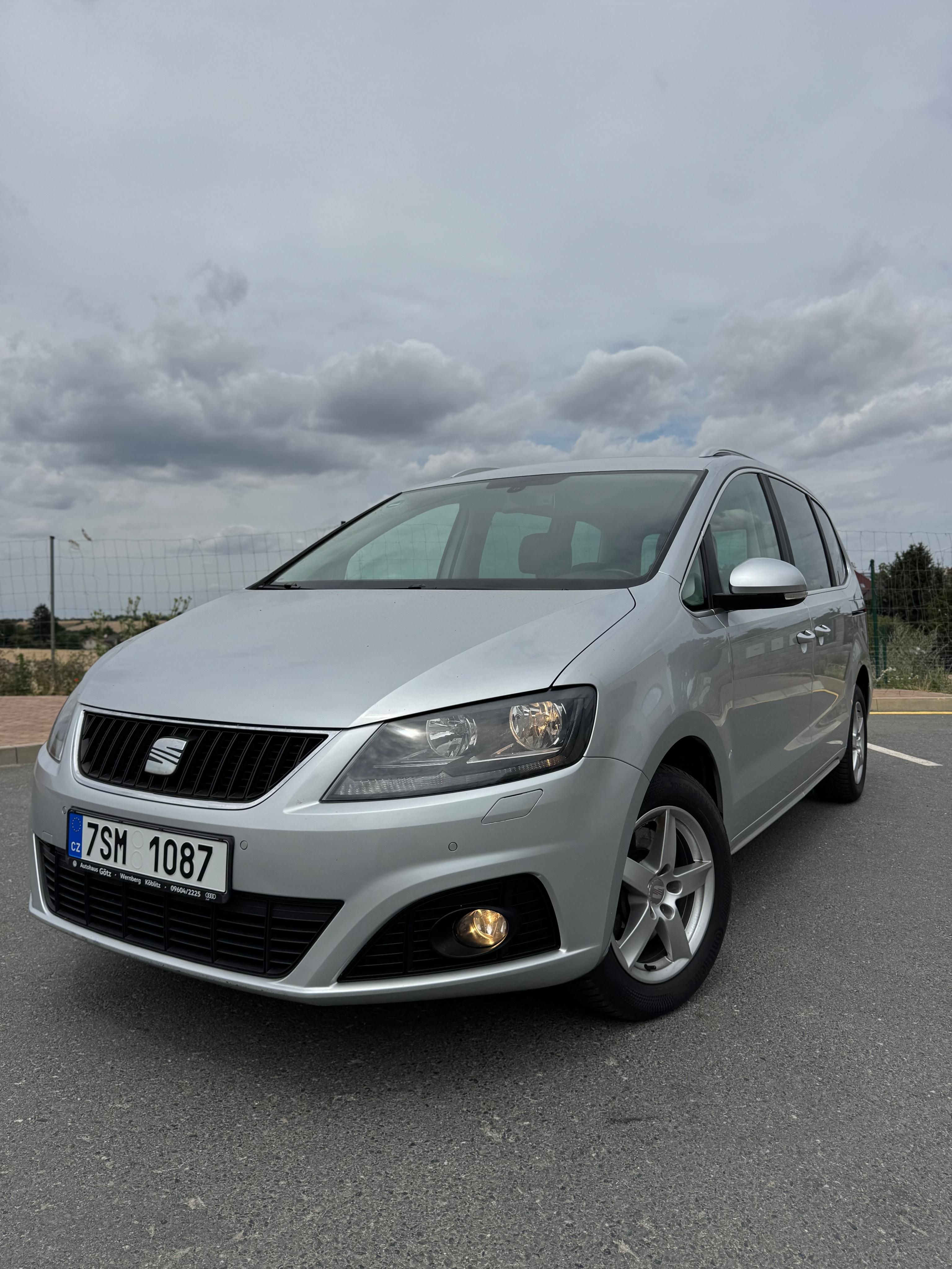 Seat Alhambra - fotka 4