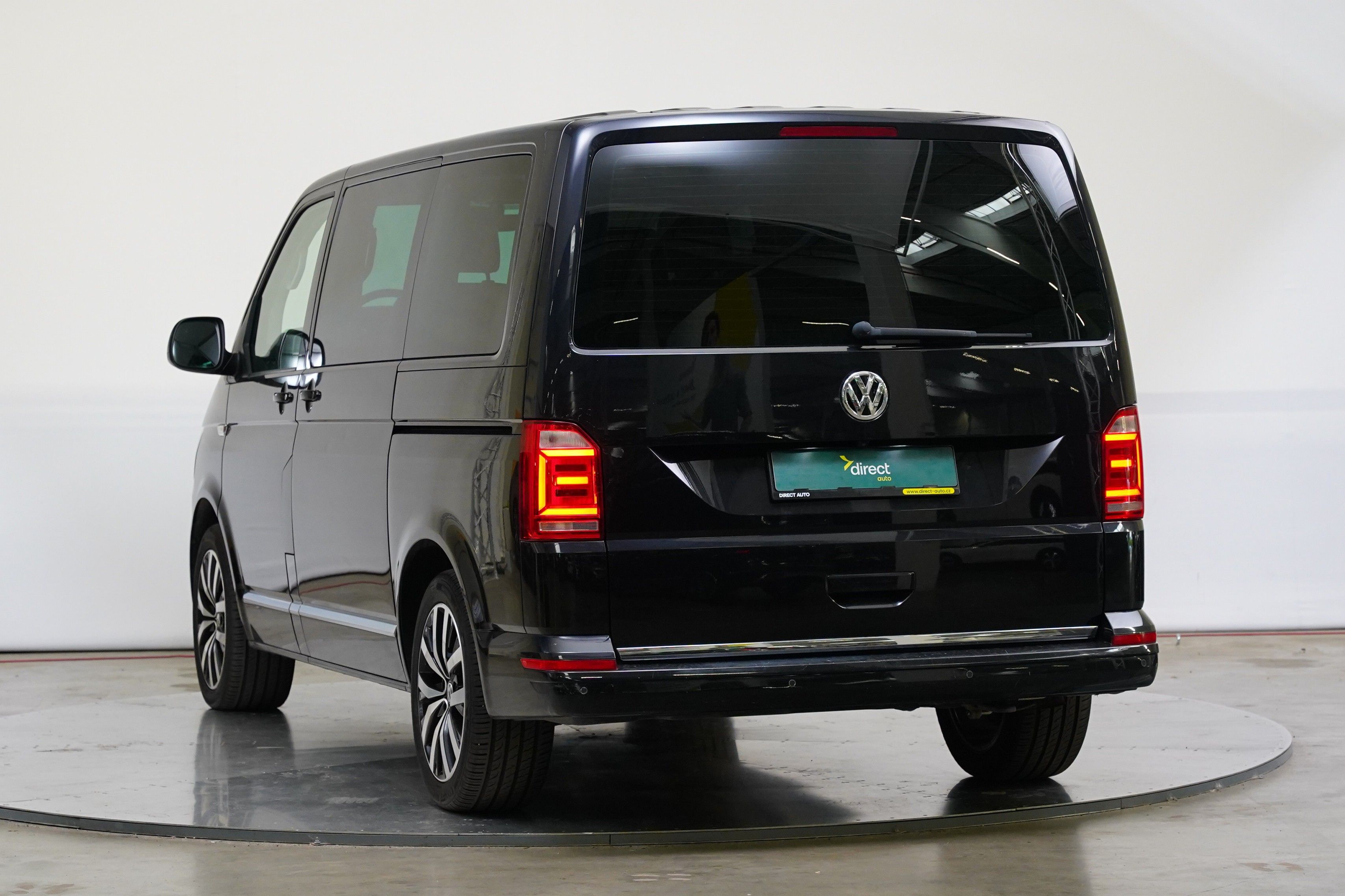 Volkswagen Multivan, 2.0 TDI 150 kW 4Motion Comfort - fotka 6