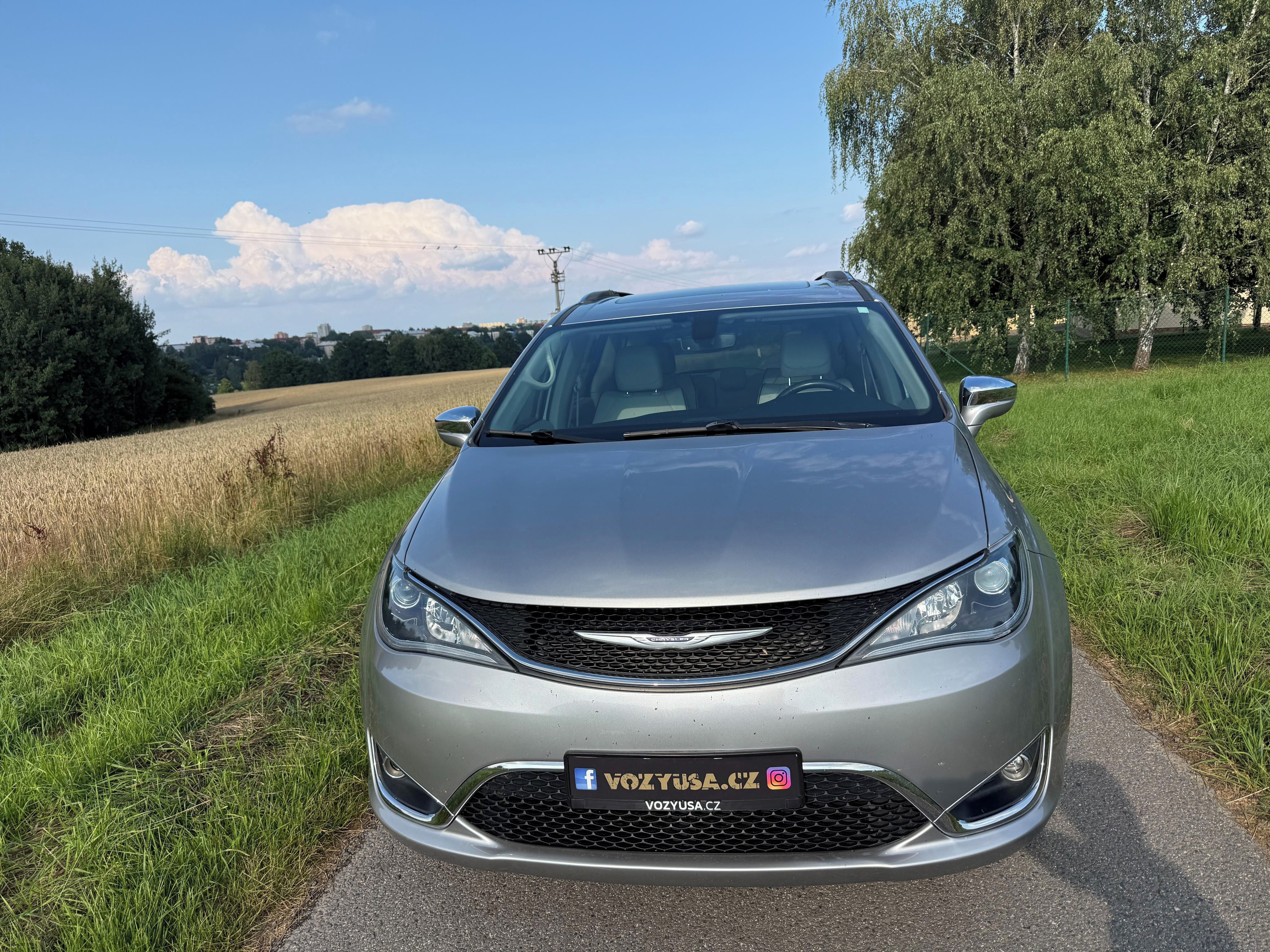 Chrysler Pacifica, LIMITED FULL , 1 rok záruka - fotka 3