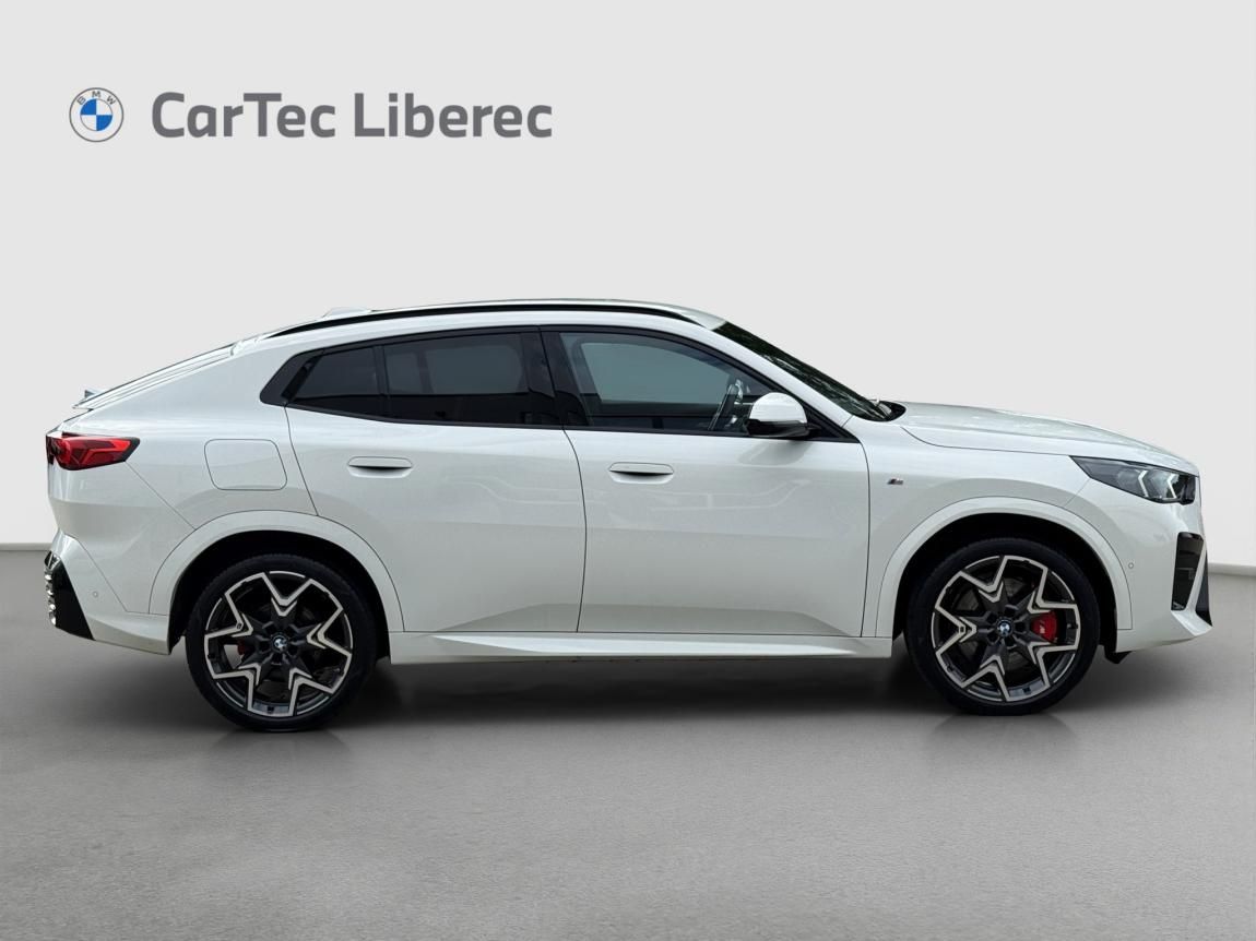 BMW X2, sDrive20i - fotka 6